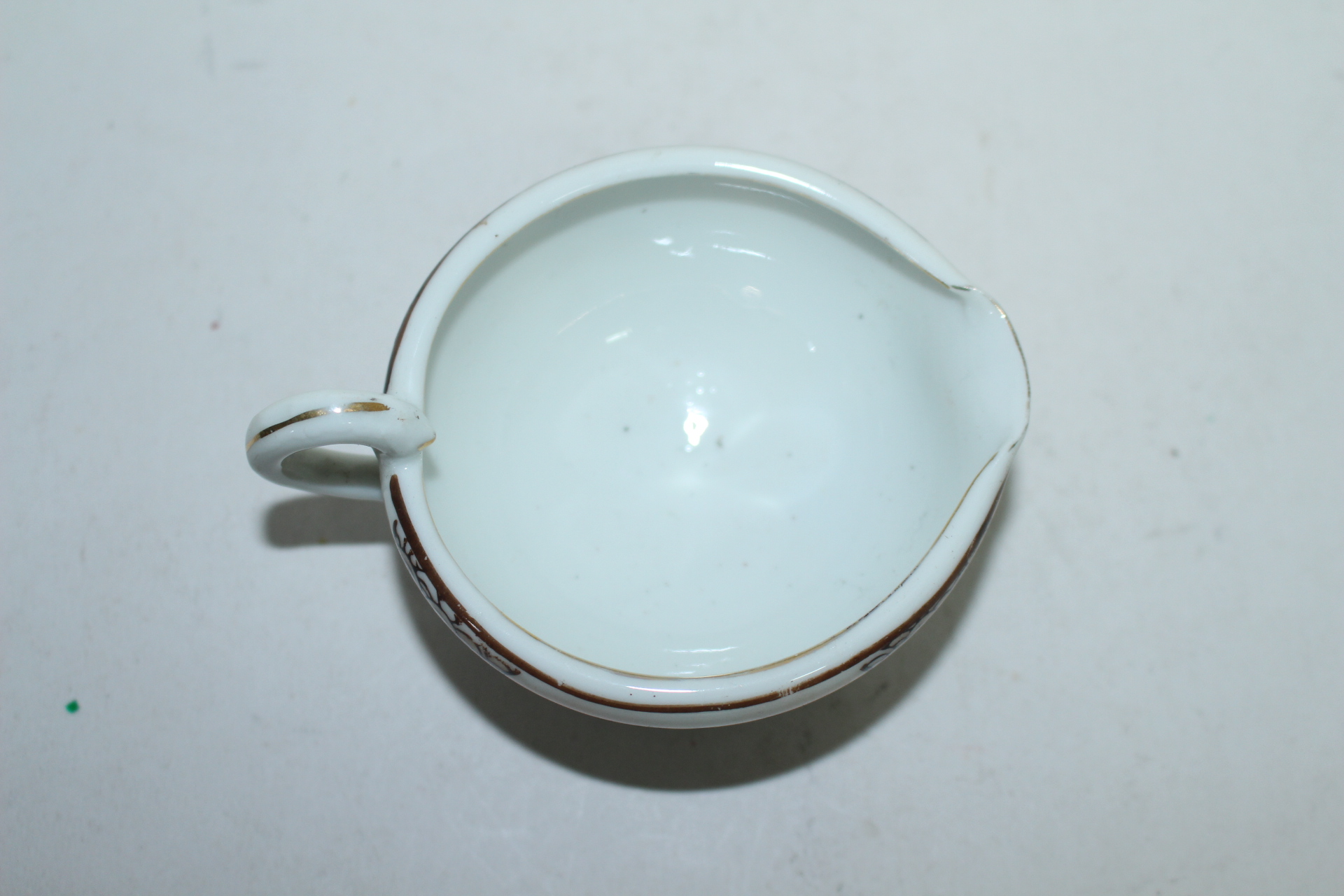 연대가좋은 구다니철화백자인물문 수구