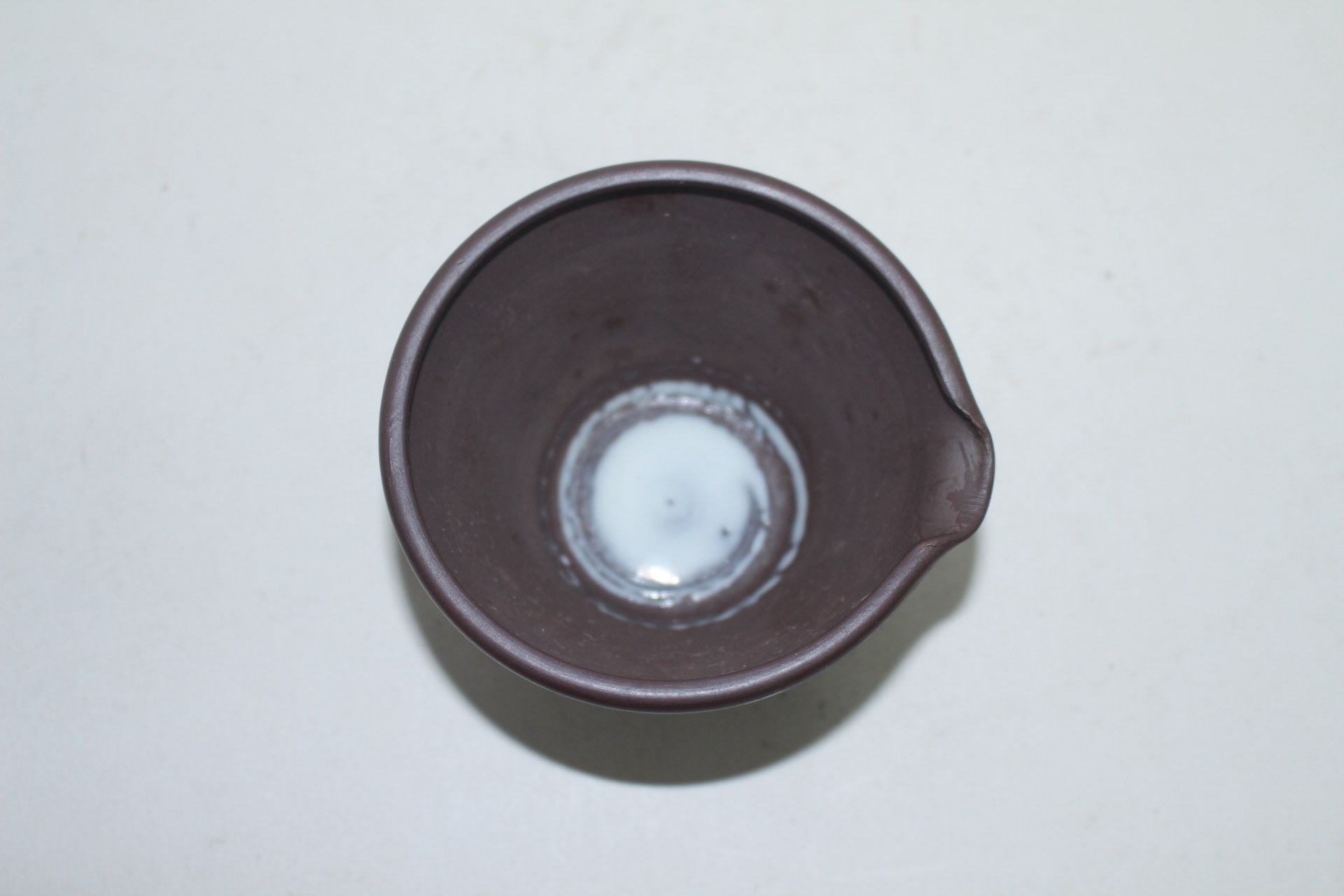 자사도자기 음각초화문 수구