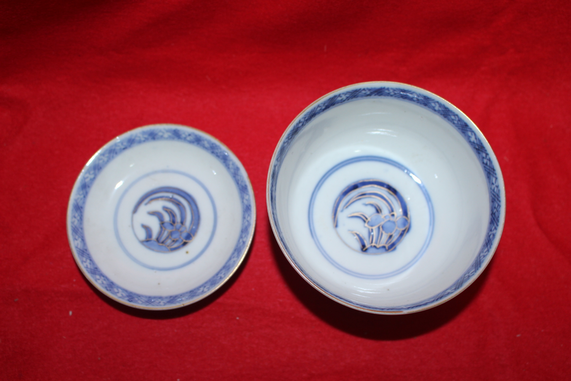 100년이상된 고이마리 청화백자진사금채화문 개완