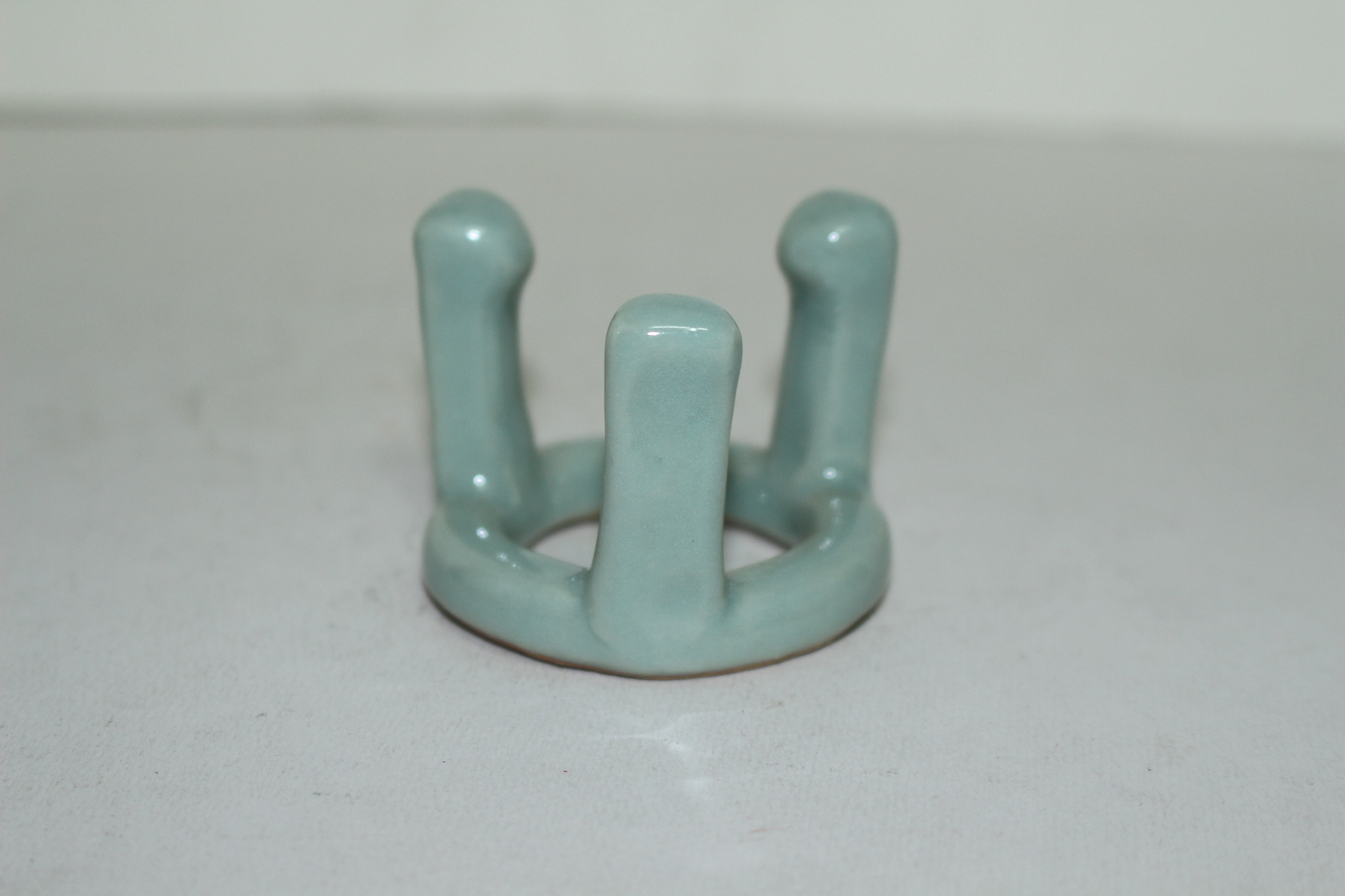 연대가좋은 청자 삼족받침 차도구