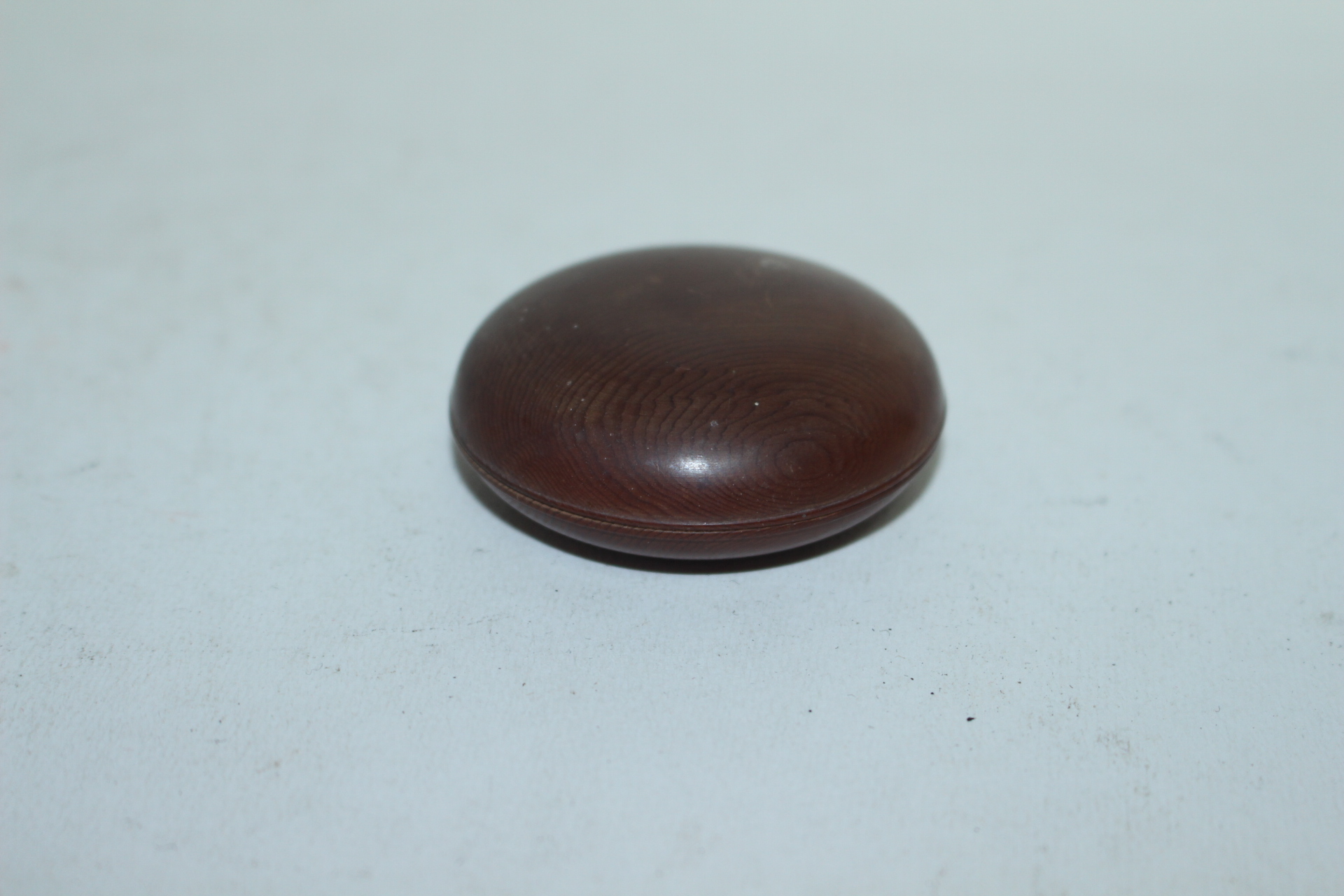 연대가좋은 나무로된 향합