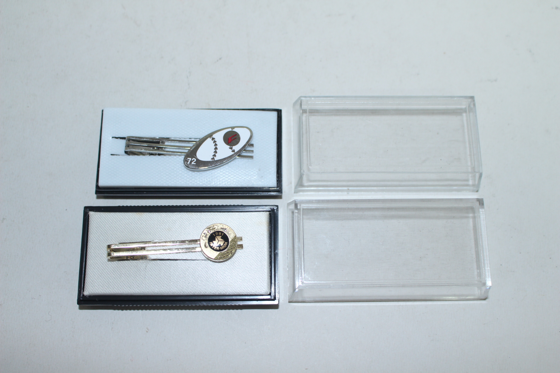 1972년,81년 넥타이핀 2점