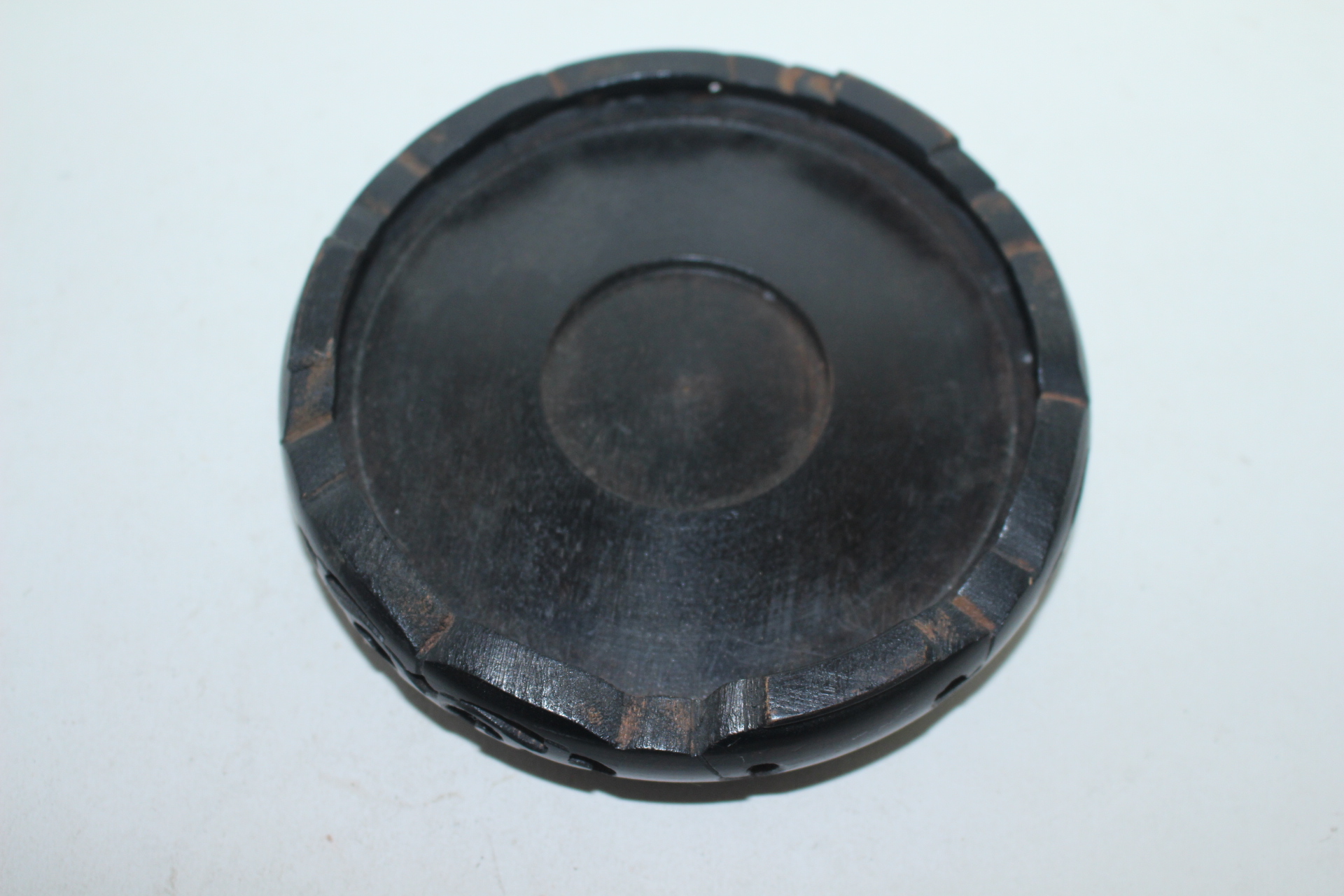 원목나무로된 투각화문 화대(지판)