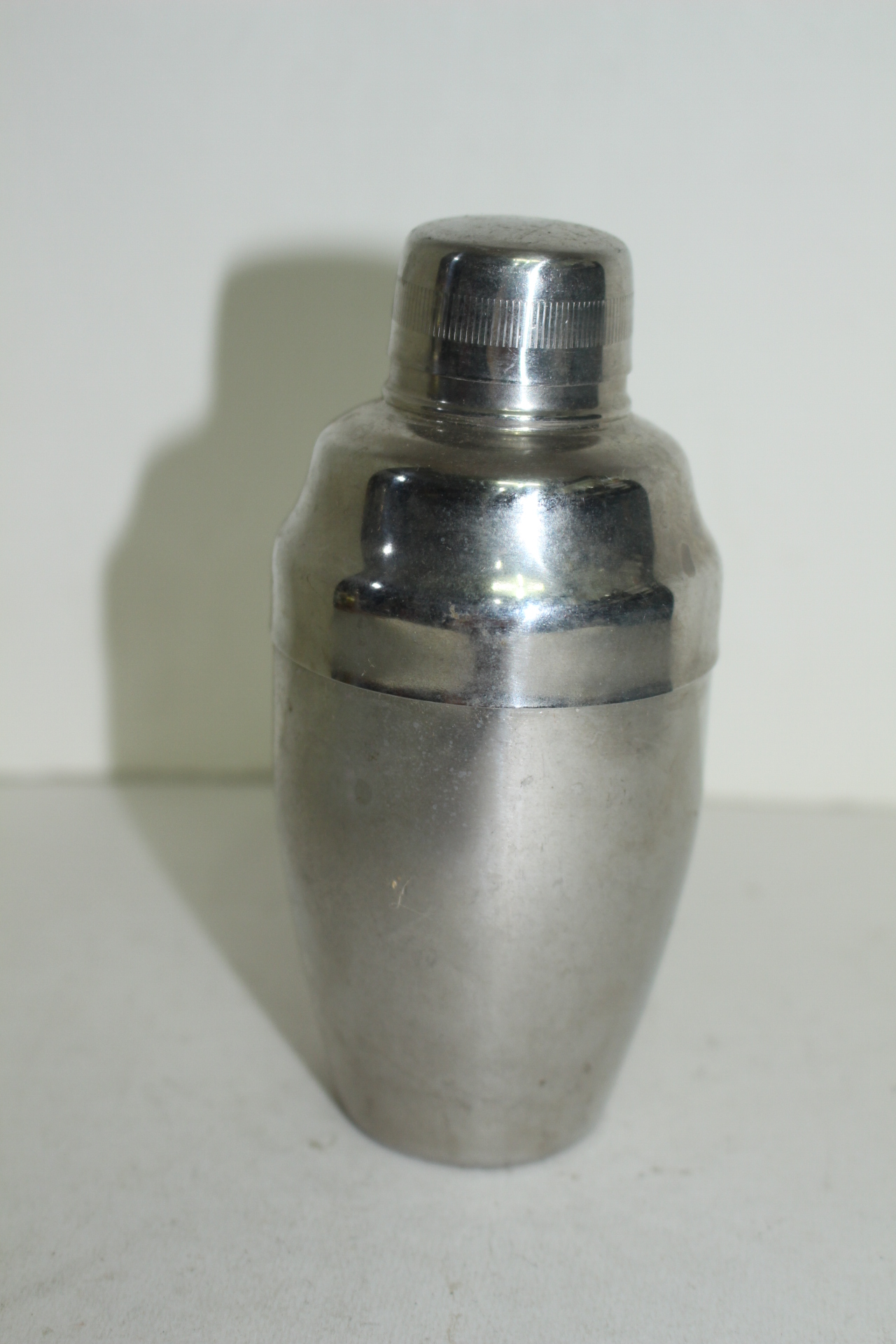 근대사 스텐재질의 병