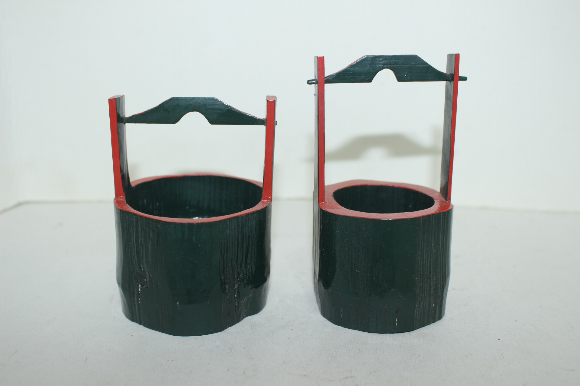 대나무에 채색이된 손잡이달린 완 2점