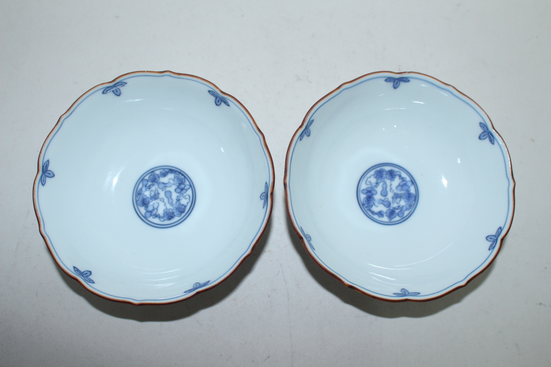 이마리 청화백자 화문화형완 2점