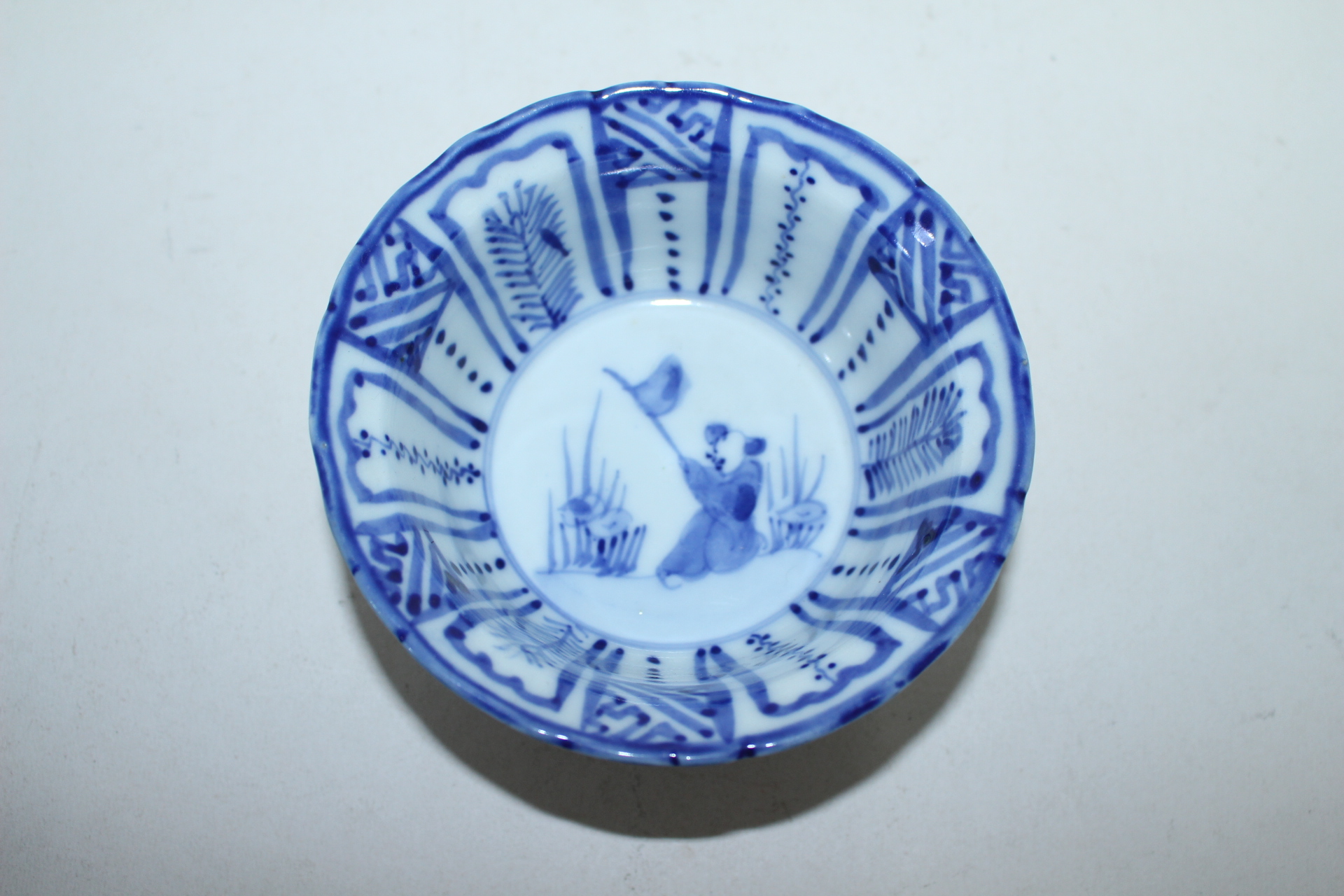 100년이상된 청화백자 동자화문 화형완