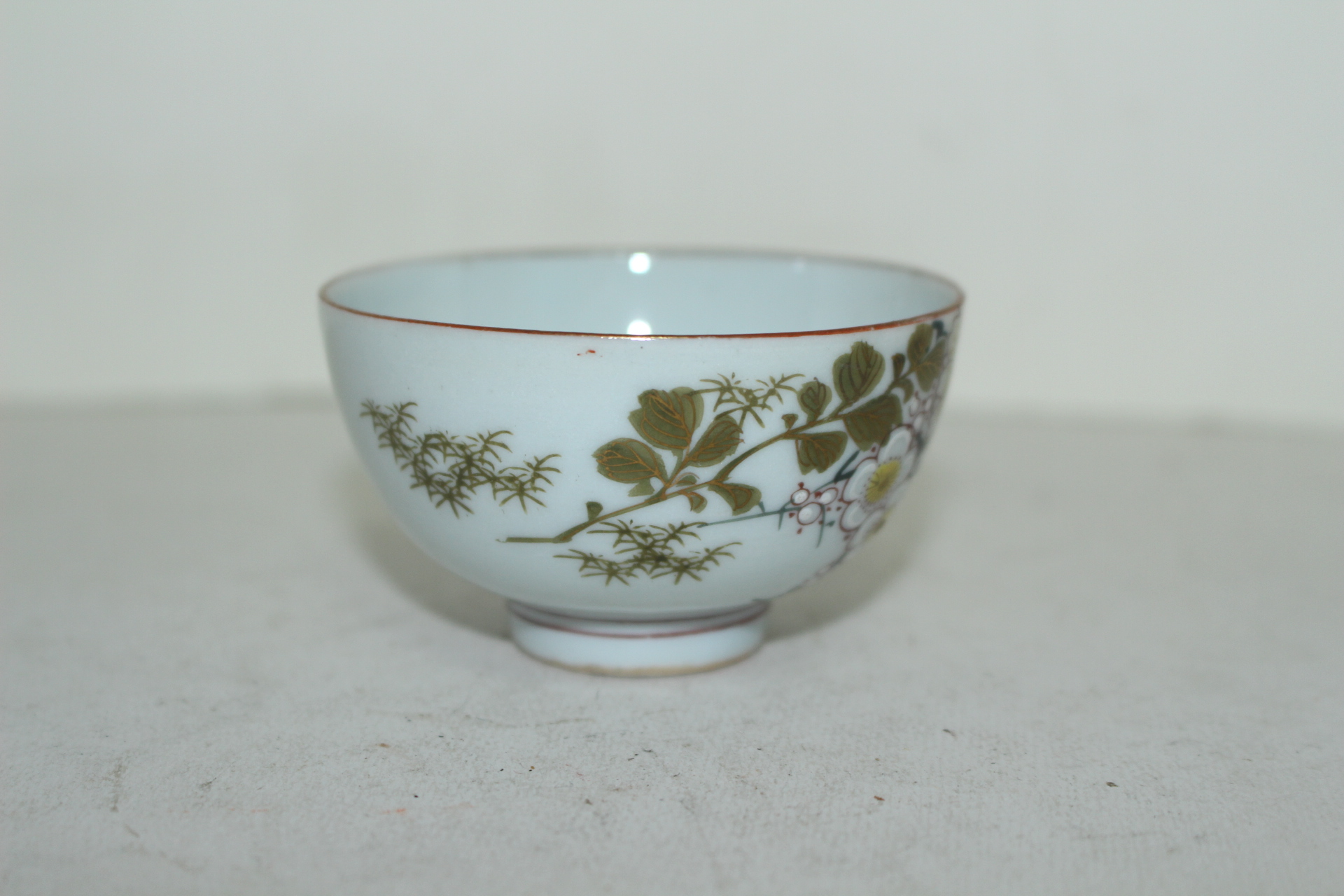 연대가좋은 구다니 백자금채화문 잔