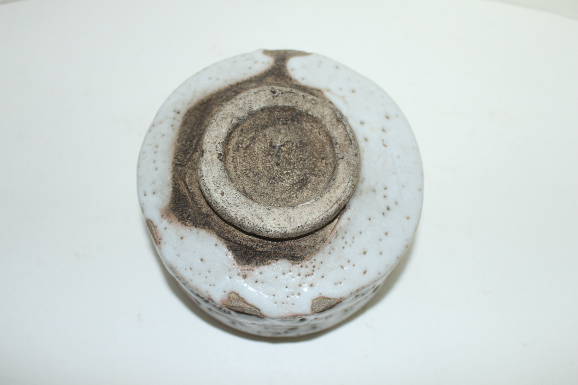 연대가좋은 철화청자 말찻잔