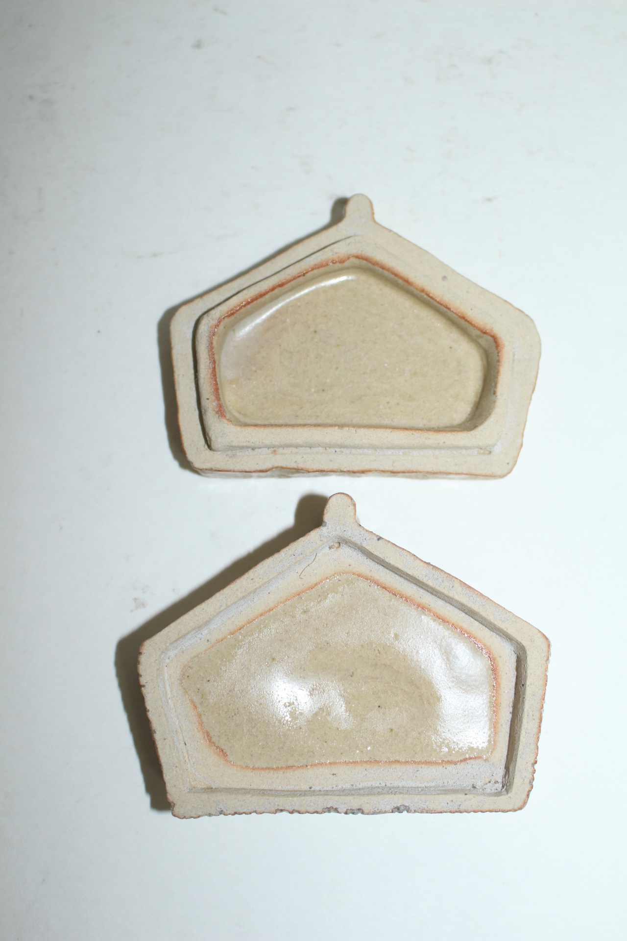 청자 오리배 마문 집모양 향합