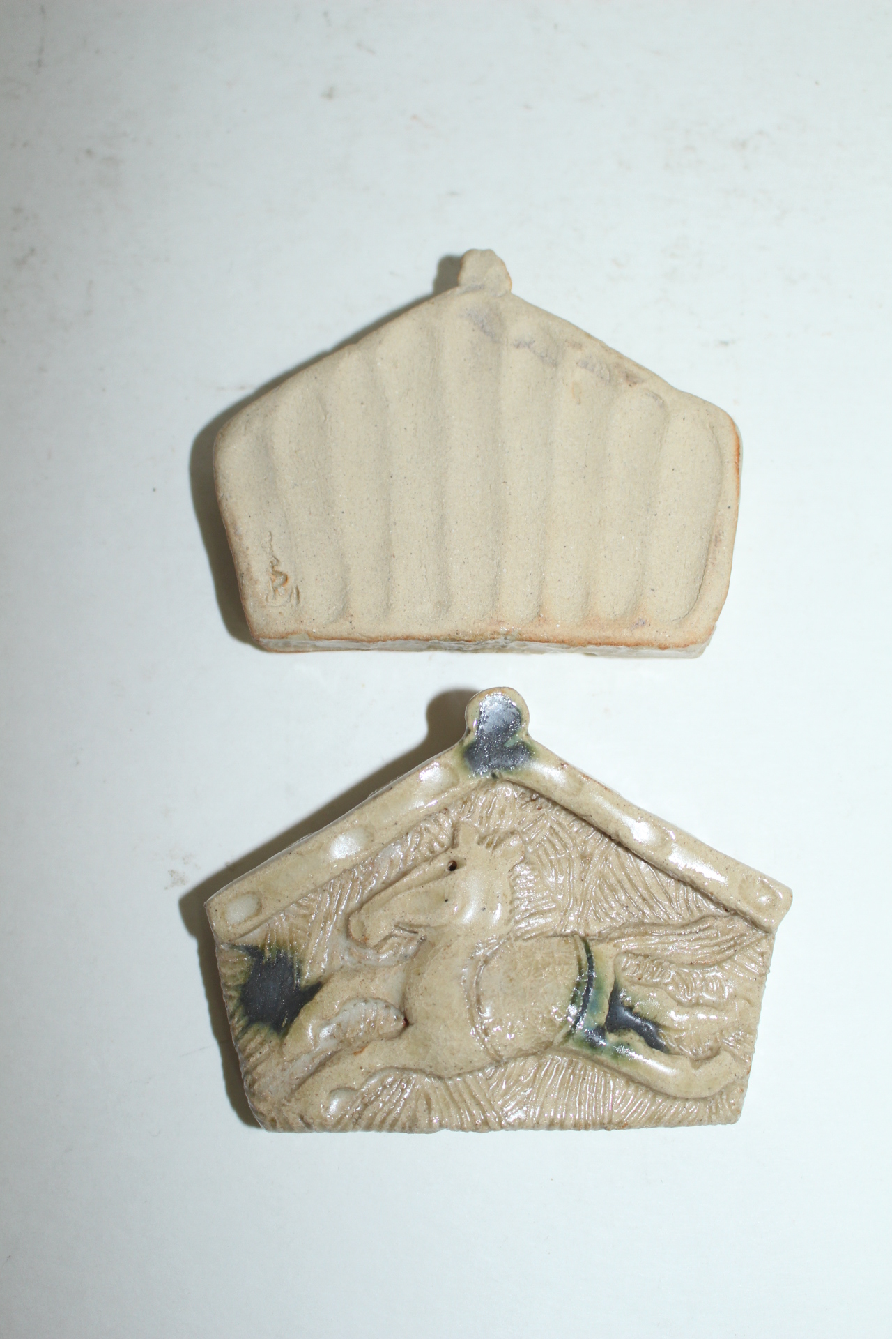 청자 오리배 마문 집모양 향합