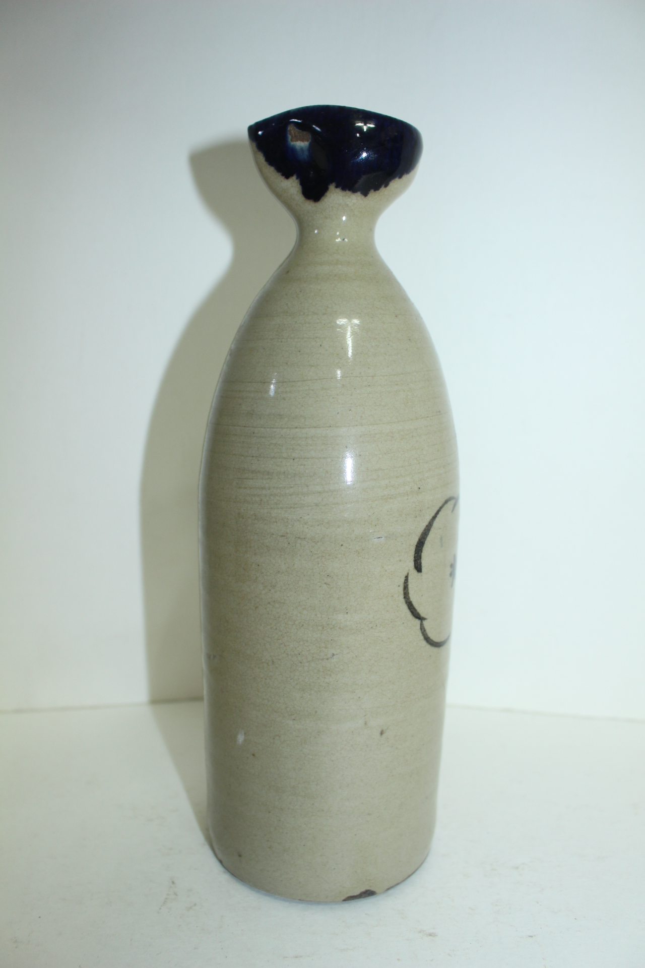 연대가좋은 회청자 철화화문 주병