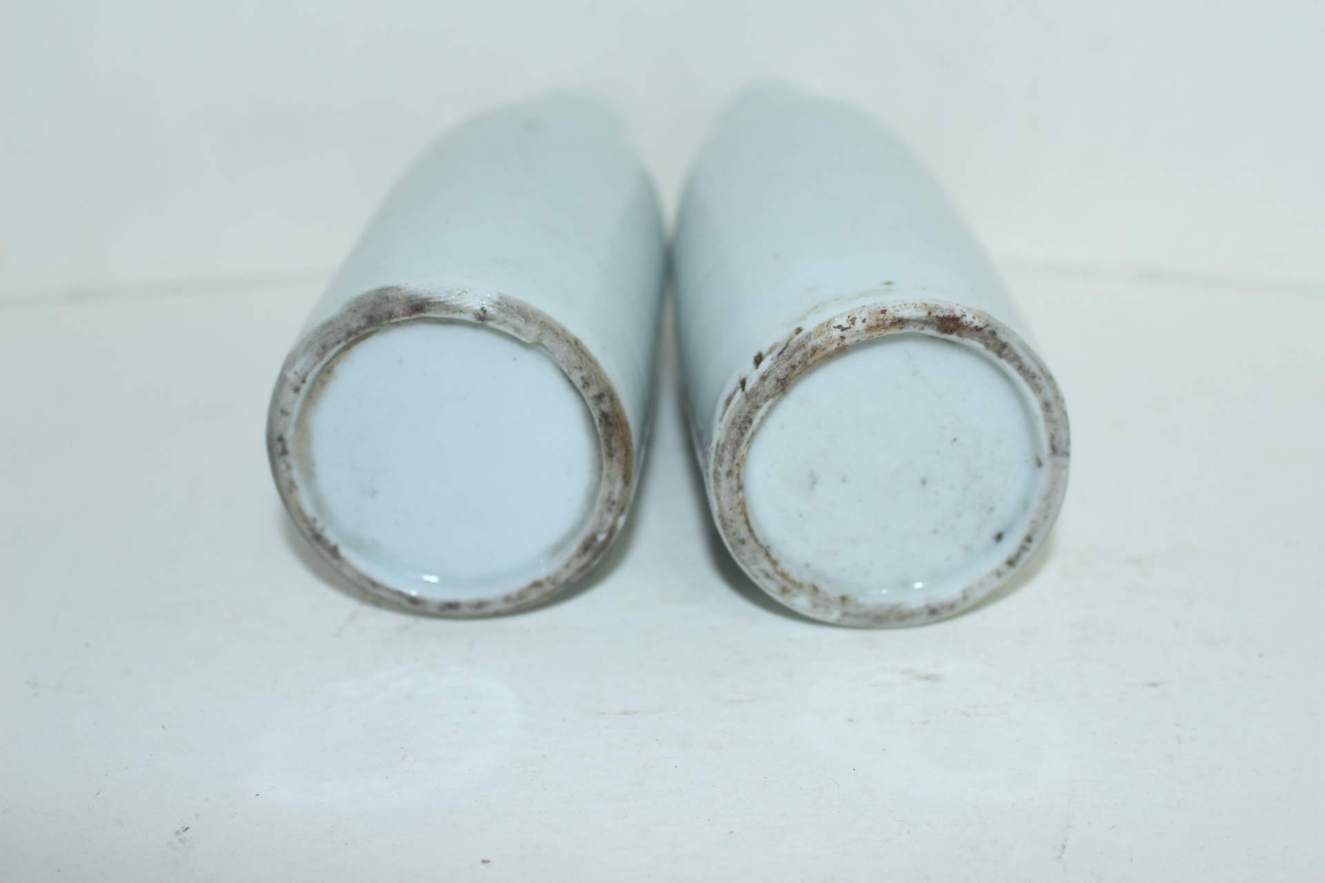 연대가좋은 외사기 백자화문주병 2점