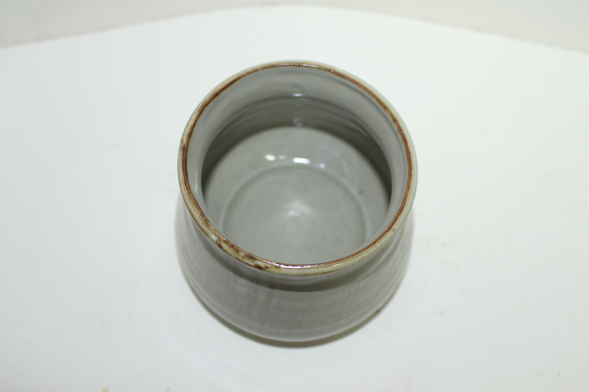 분청자 철화초화문 퇴수기