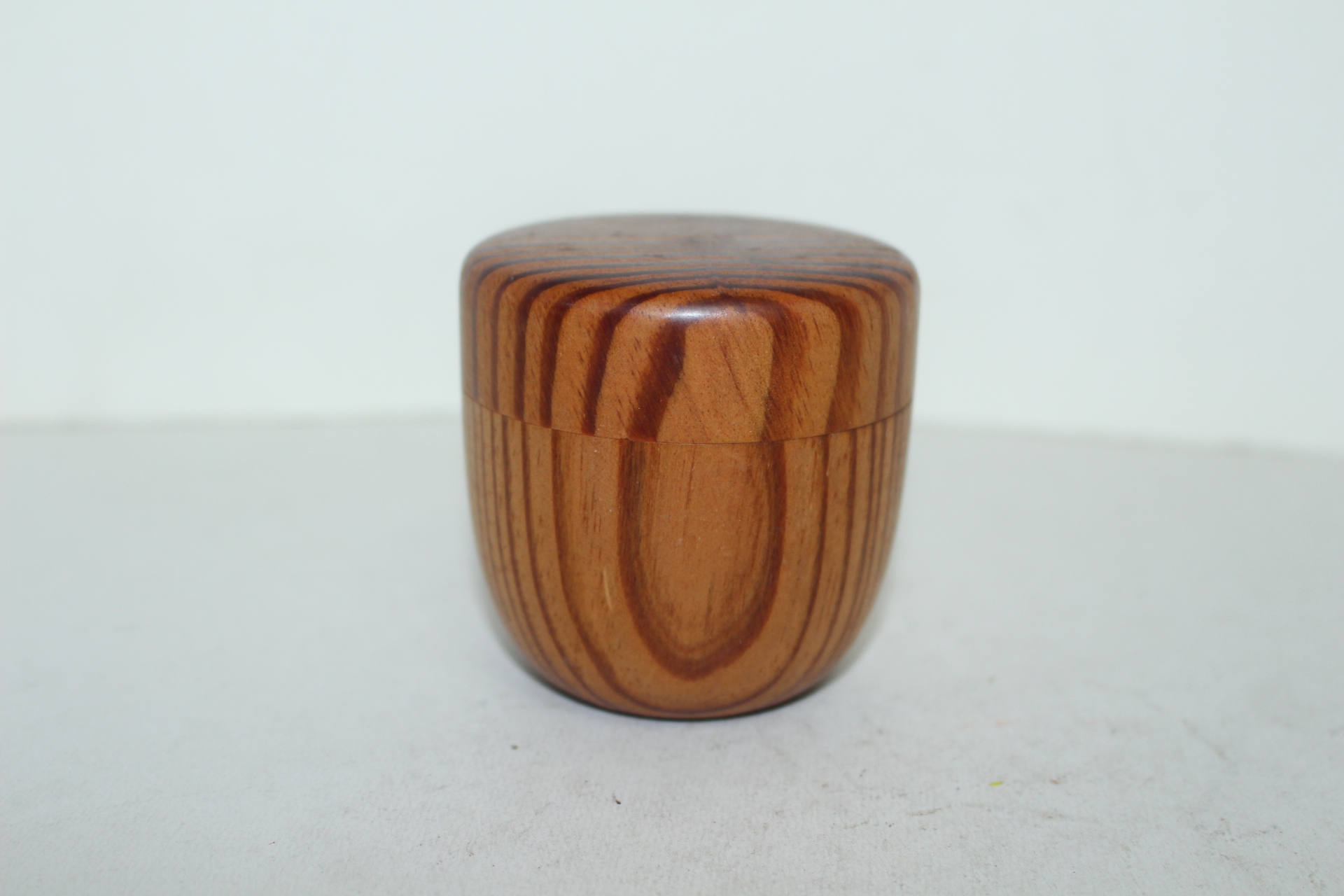 원목나무로된 말차통