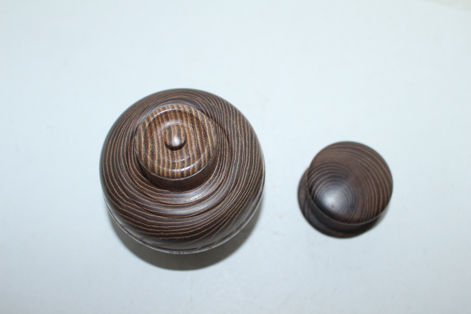 명품-원목나무로된 말차통