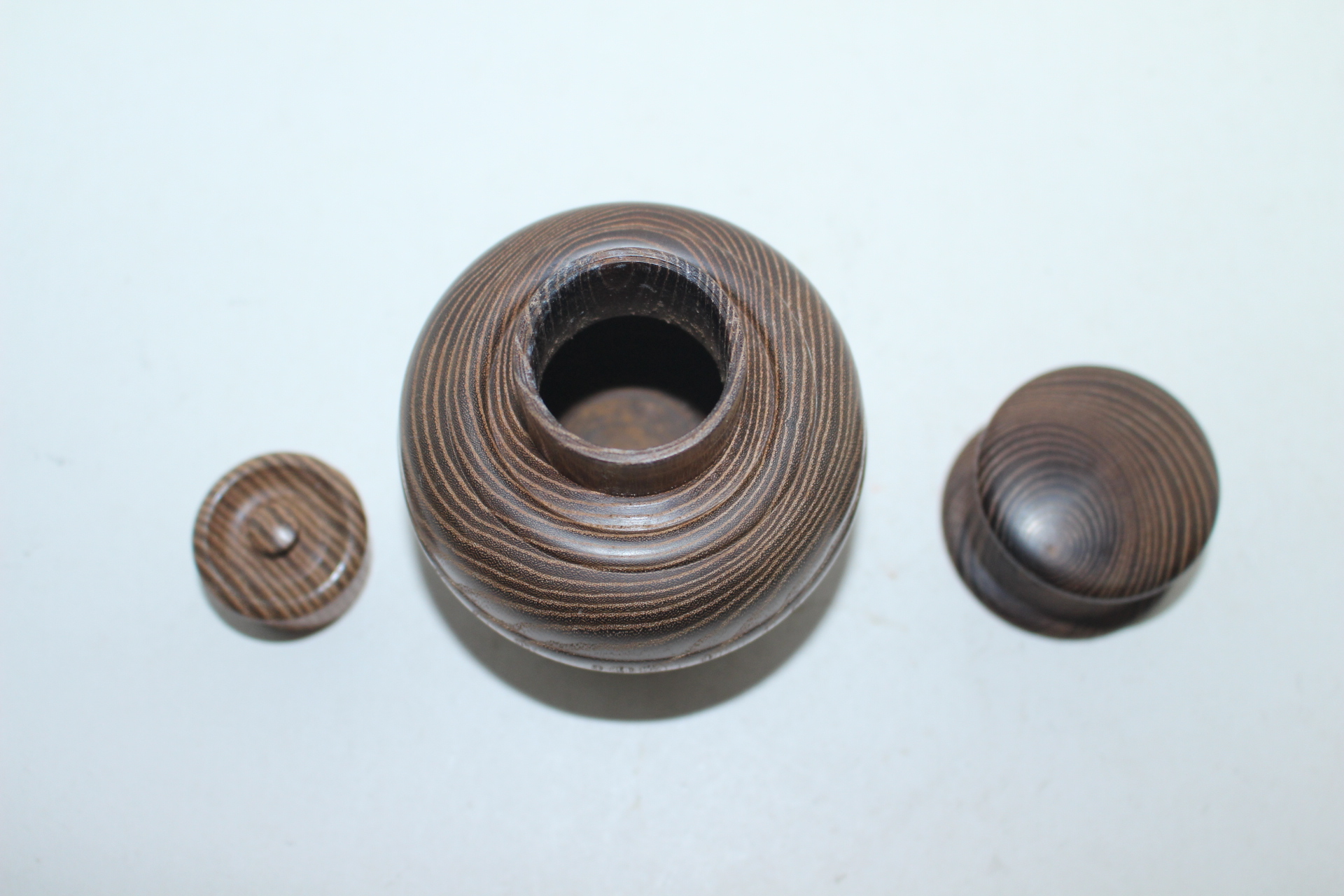 명품-원목나무로된 말차통