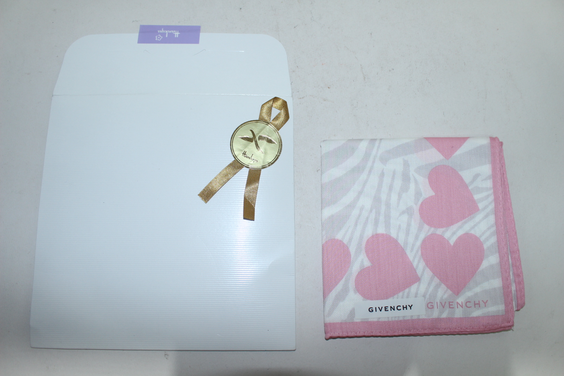 미사용 지방시 손수건