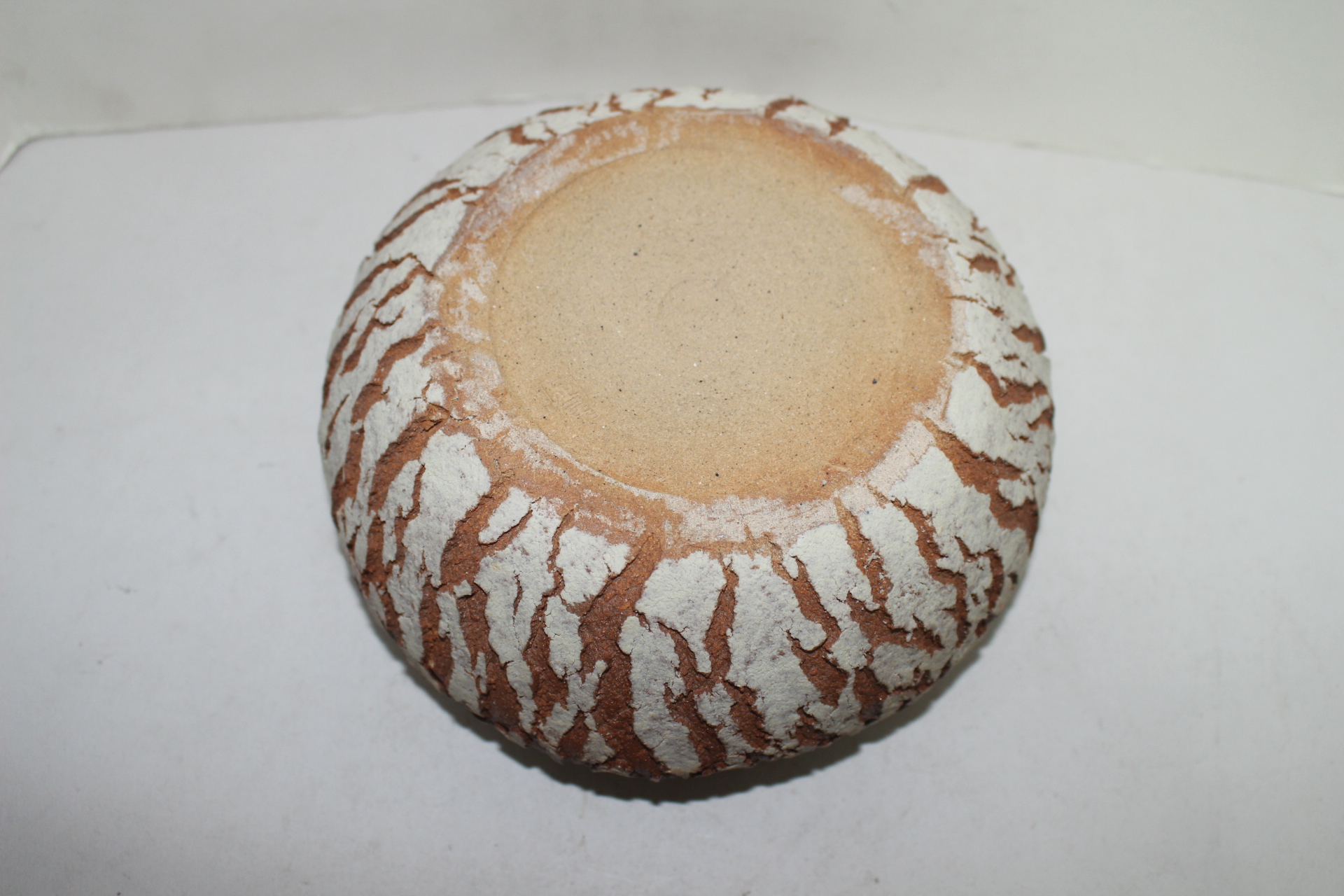 작가의 작품인 청자 화형 화반