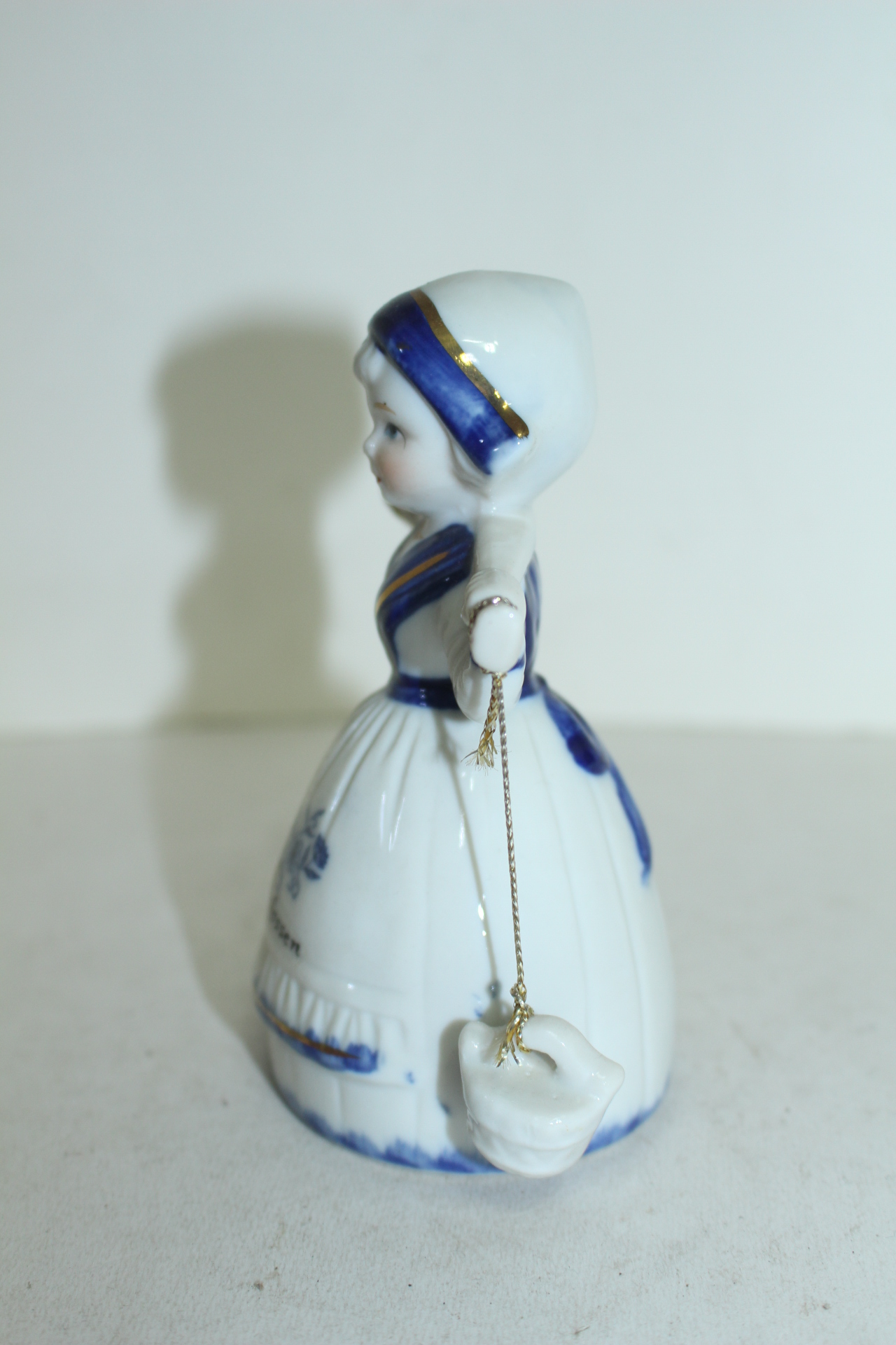 유럽산 청화백자 인형 종