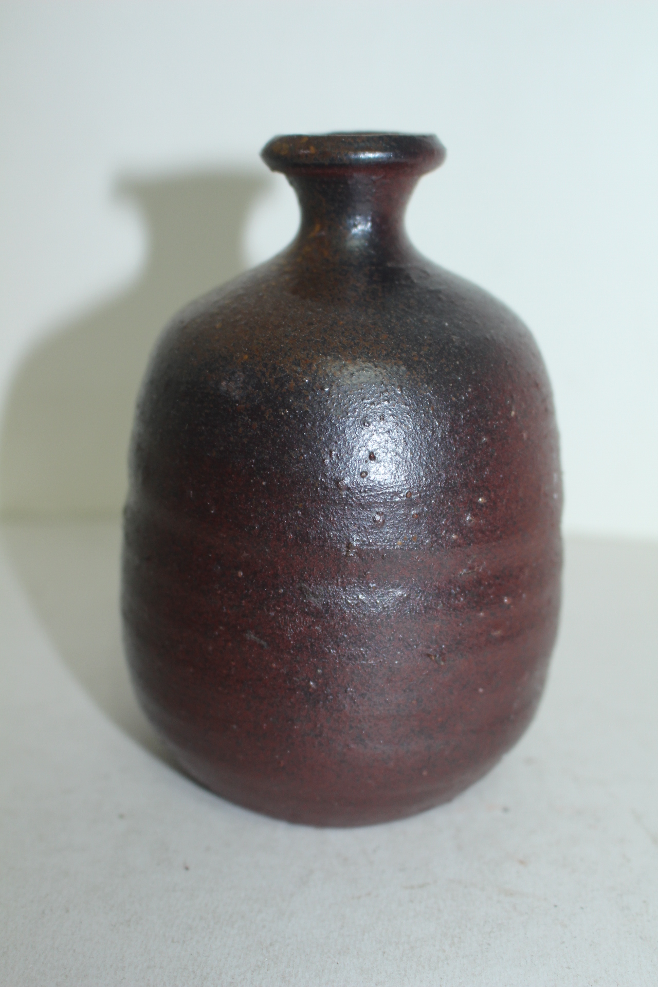 연대가좋은 시가라끼 청자 주병