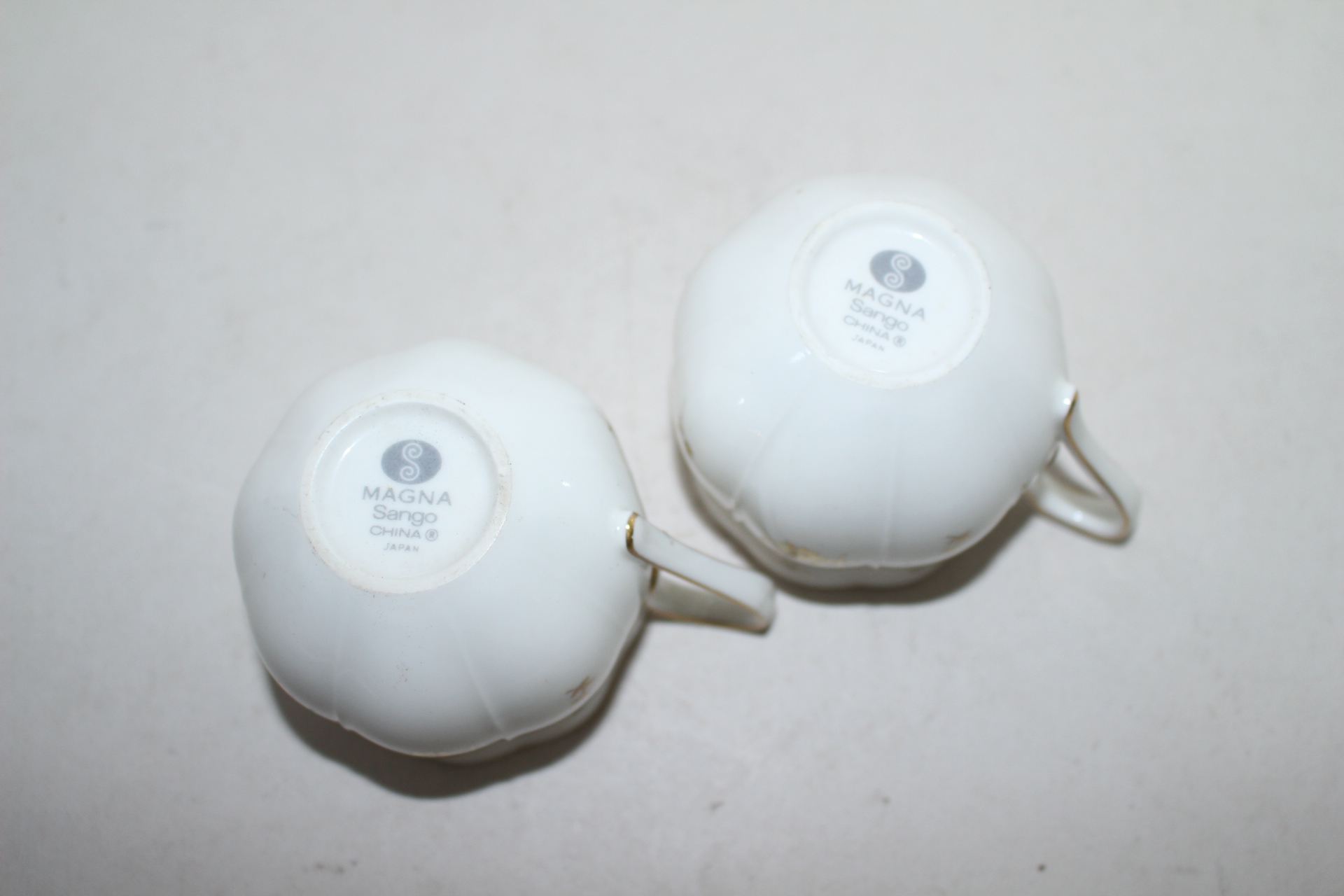 상고본챠이나 금채화문 커피잔 2점