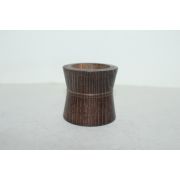 결이 좋은 원목나무로된 차도구