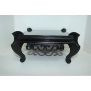 묵직하고 격조높은 나무로된 사각화대