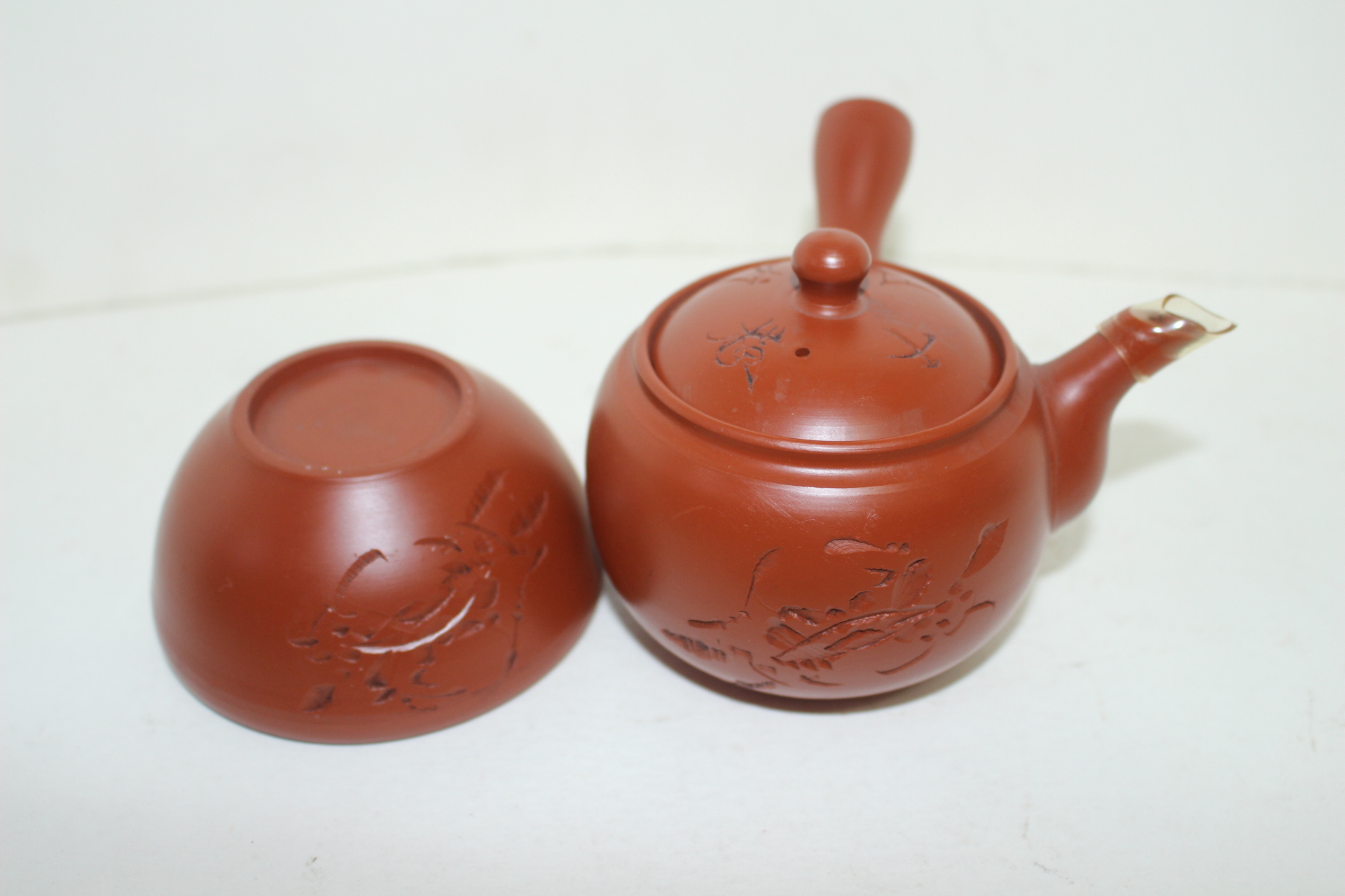 쇠소리가 나는 아주강한 자사도자기 음각화문 4인다관셋트