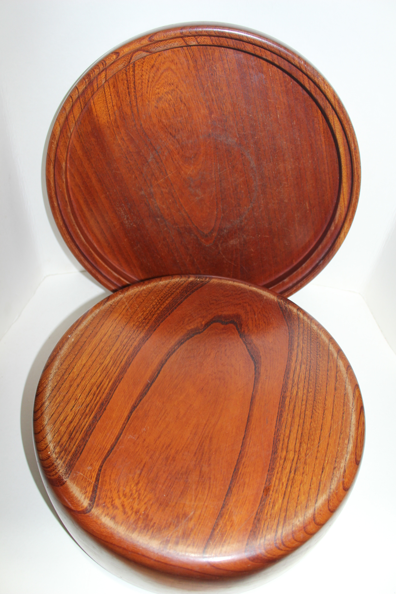 결이좋고 두꺼운 원목나무로된 합