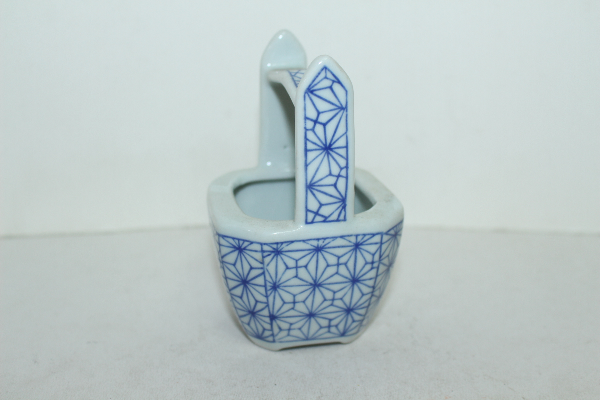 이마리 청화백자 손잡이 완