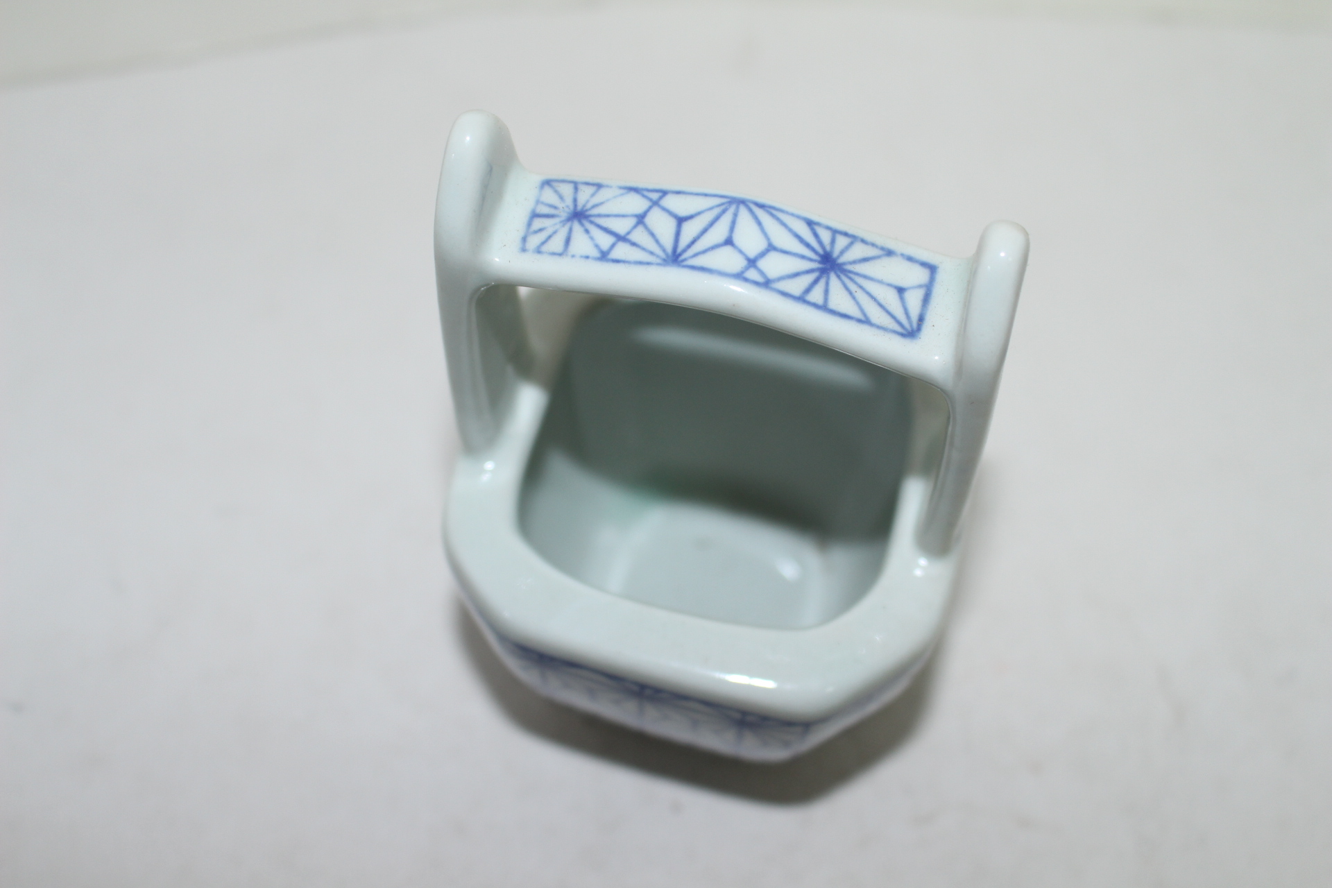 이마리 청화백자 손잡이 완