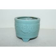 청자 양각화문삼족향로