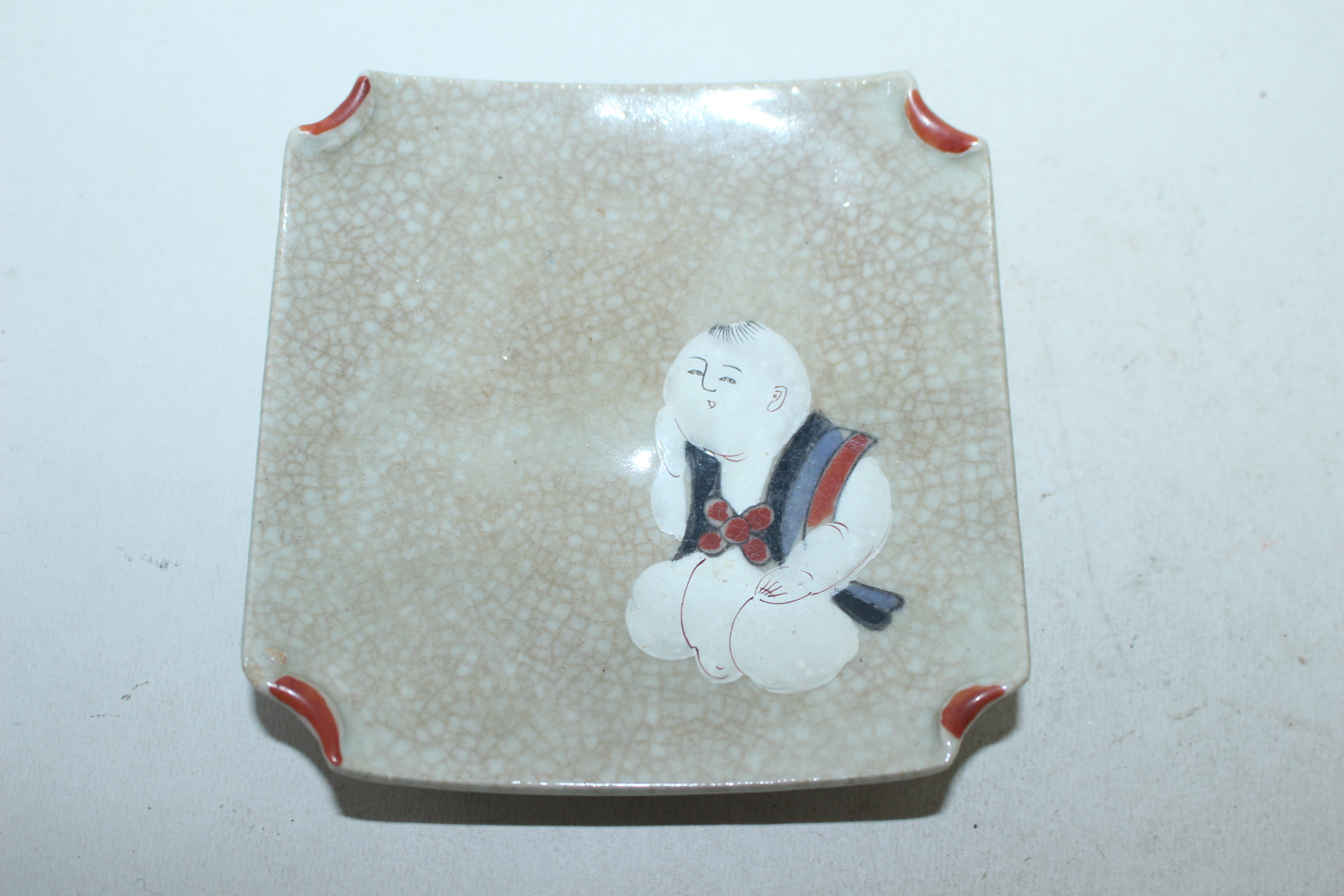 연대가좋은 청자 동자문 사각완 2점