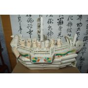 상아로된 복을부르는 칠복신조각과 배