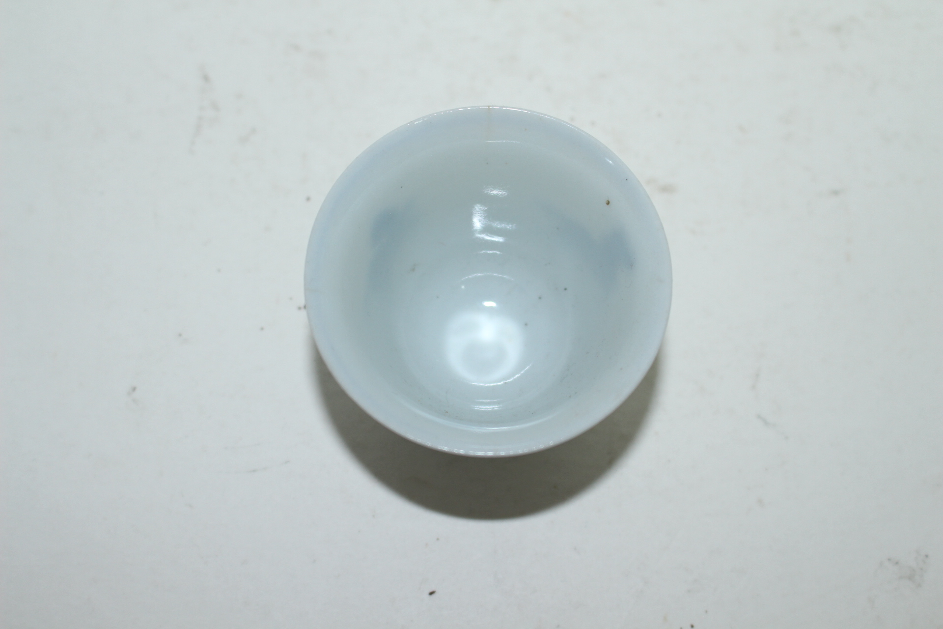 연대가좋은 청화백자 마문 잔