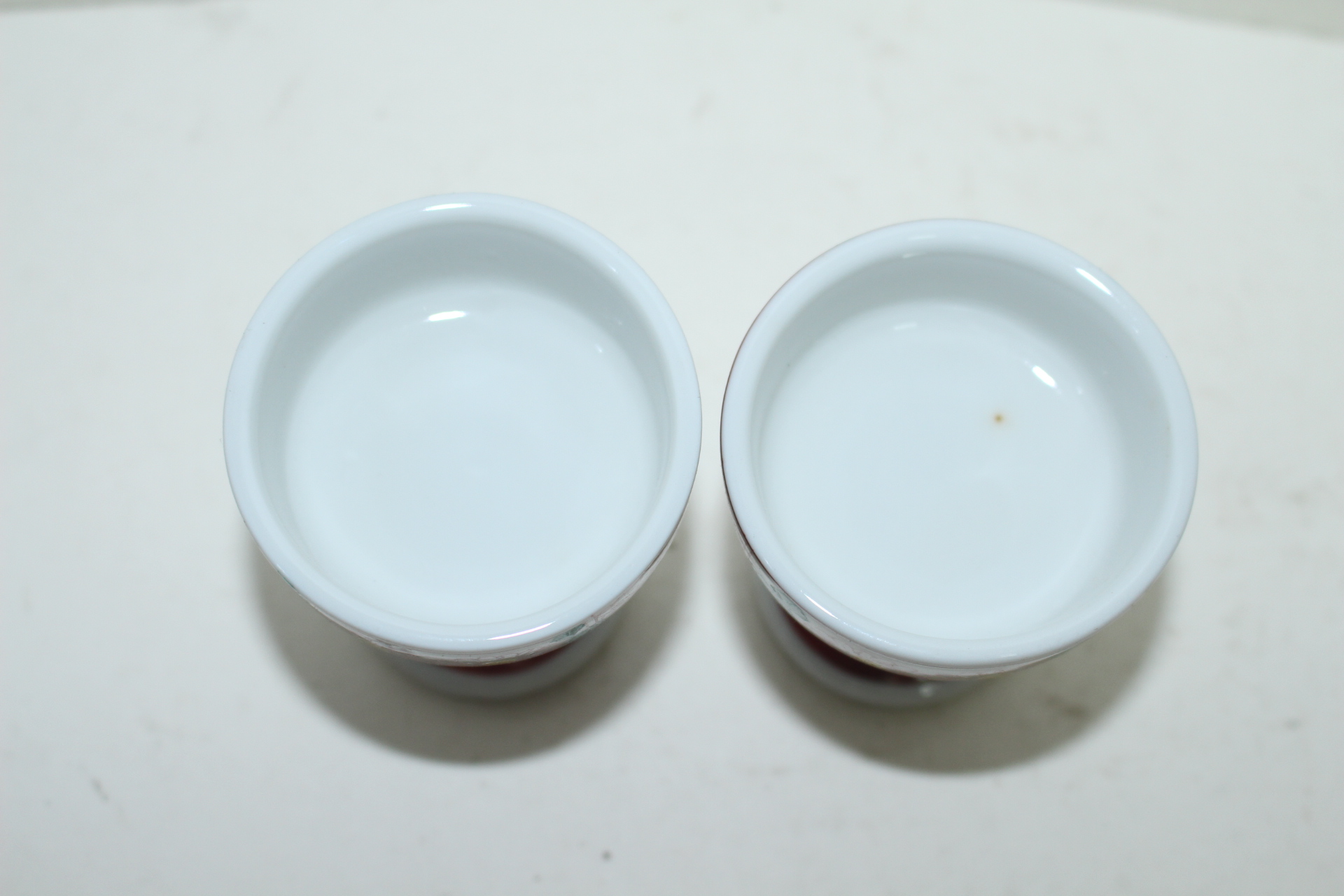 연대가좋은 진사백자화문 굽다리향완 2점