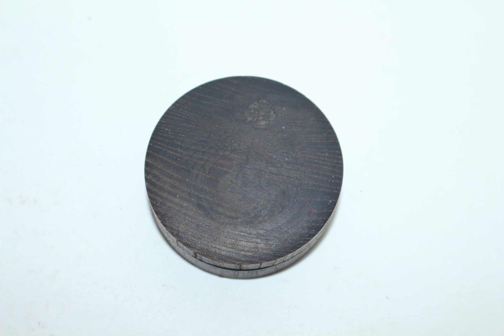 원목나무로된 향합