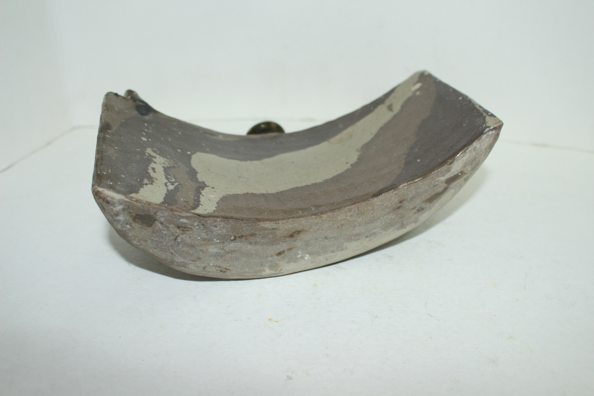 연대가좋은 청자 반달모양의 주자호