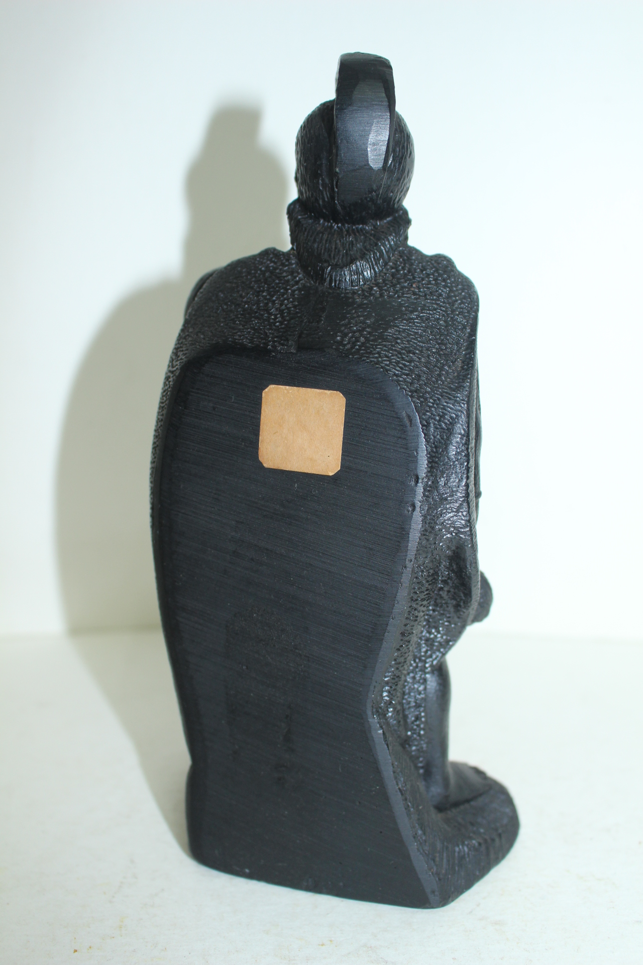 하와이산 테라코타 무사 조각상