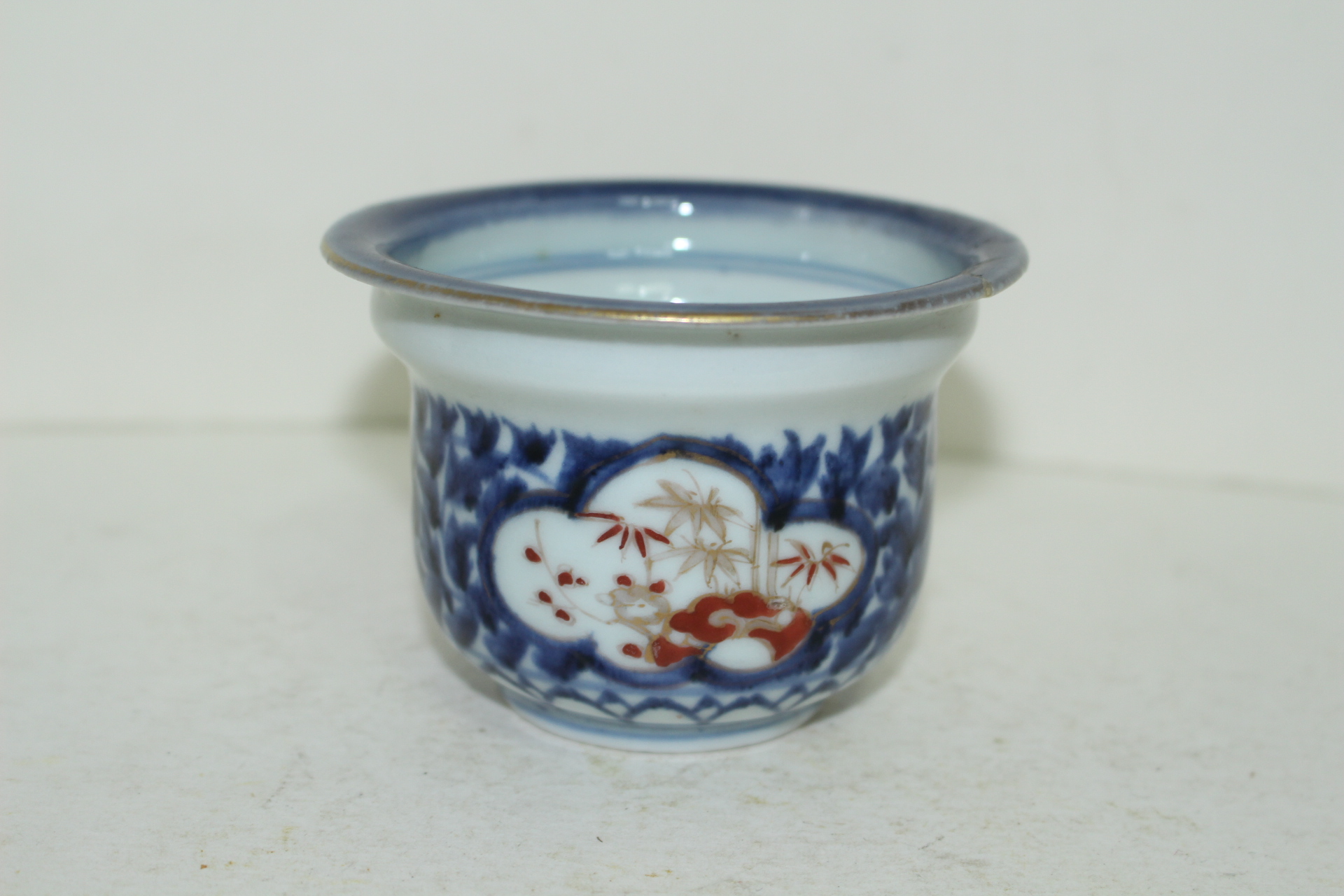 에도시기 대명년제명 청화백자진사화문 향완