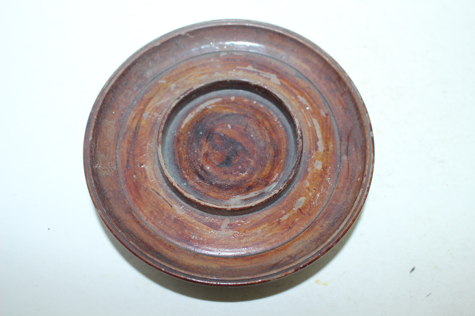 연대가좋은 나무로된 잔받침대 2점