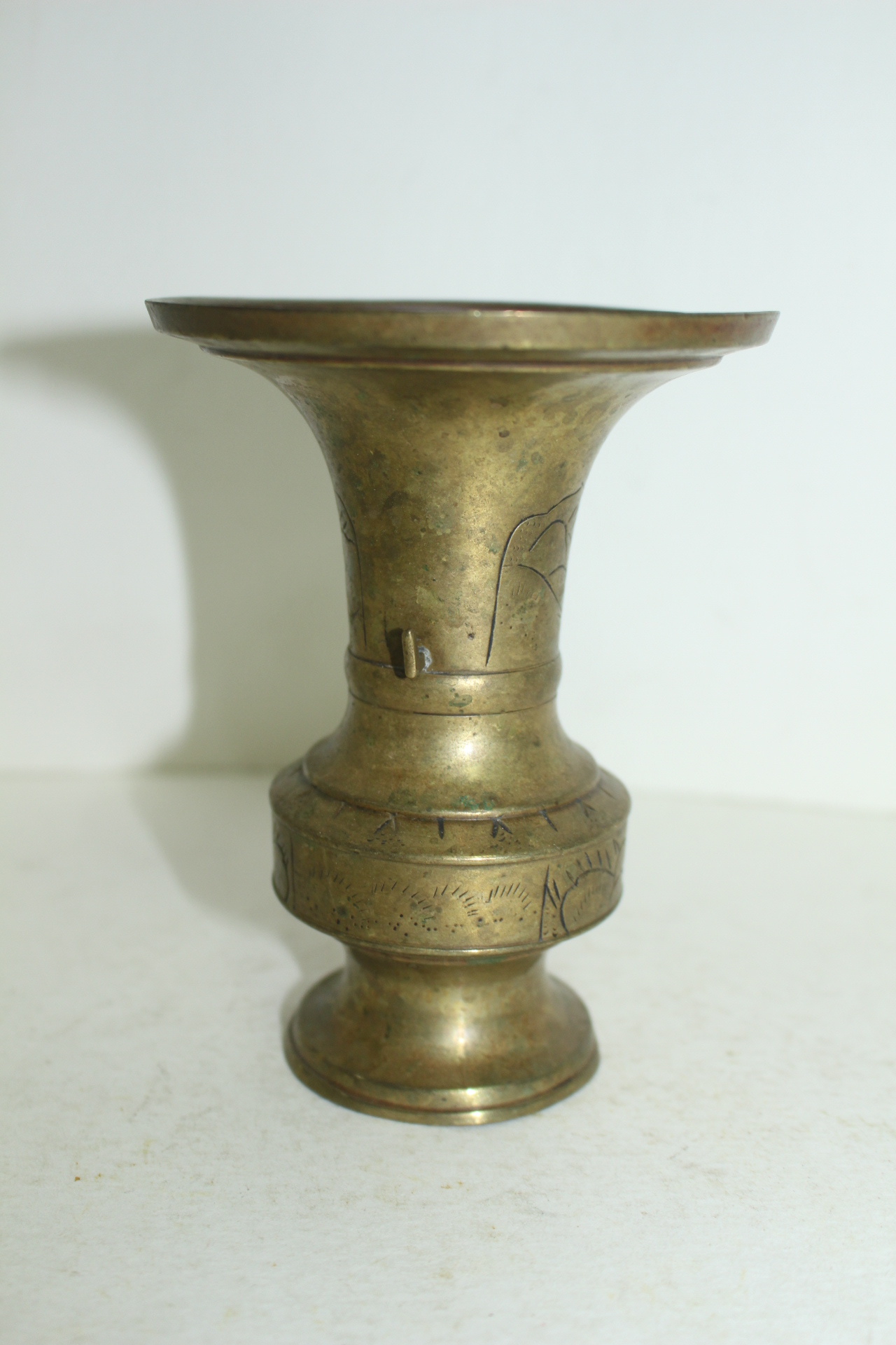 연대가좋은 청동으로된 음각화문 향호