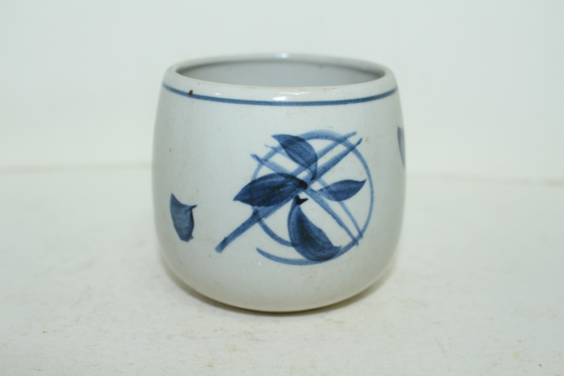 청자 화문 오목잔