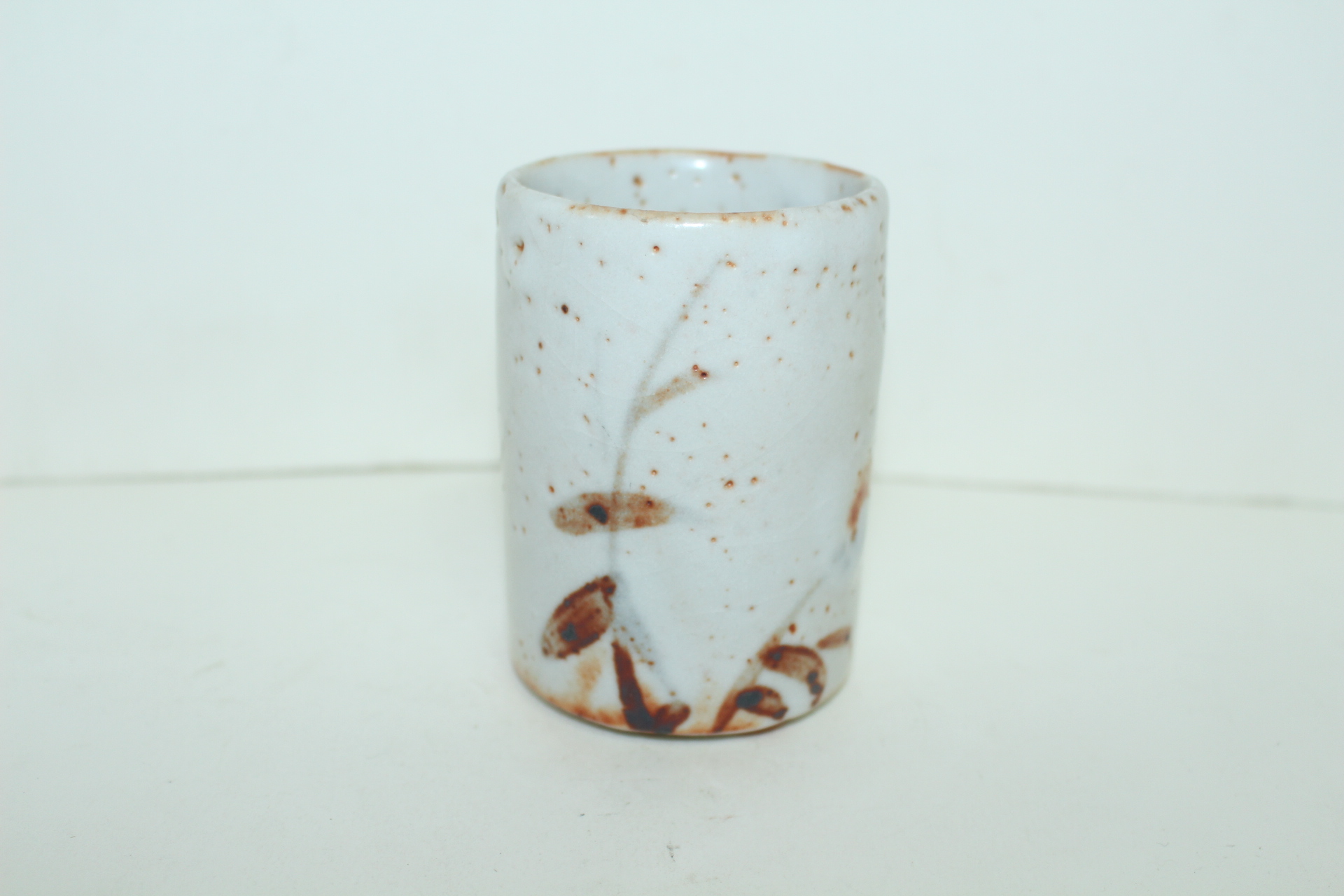 철화화문 청자 통잔