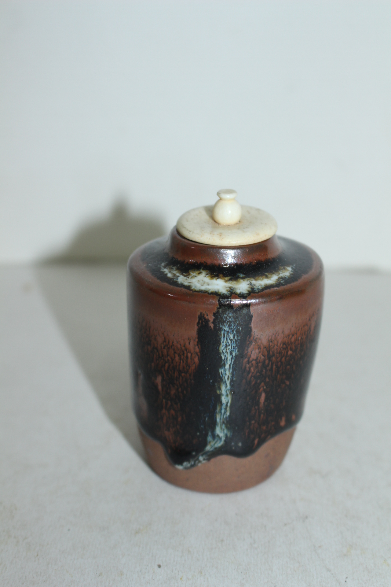 흑유청자 덴모꾸 상아두껑 말차호