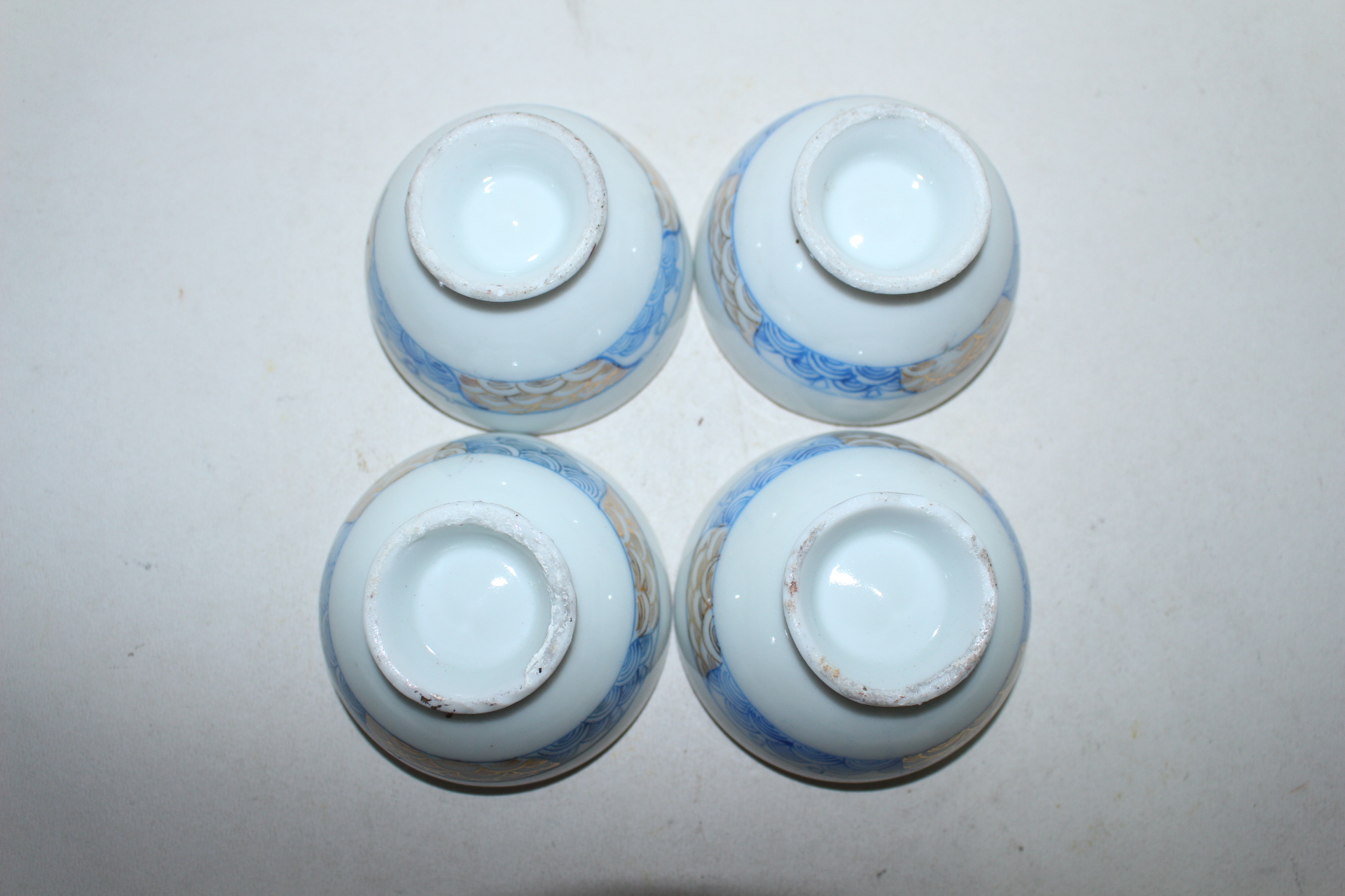 연대가 좋은 청화백자금채추상문잔 4점