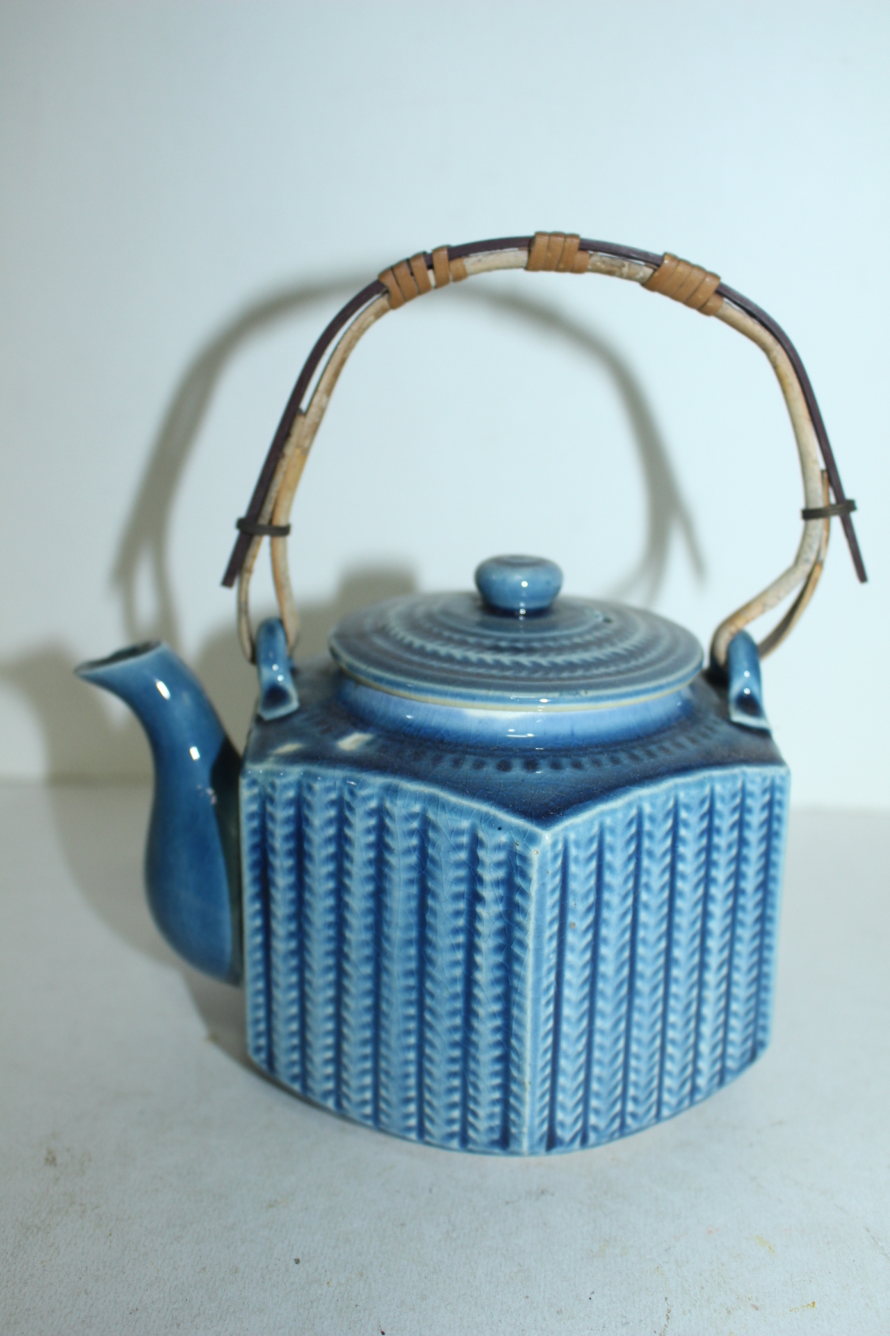 연대가좋은 청자 주자