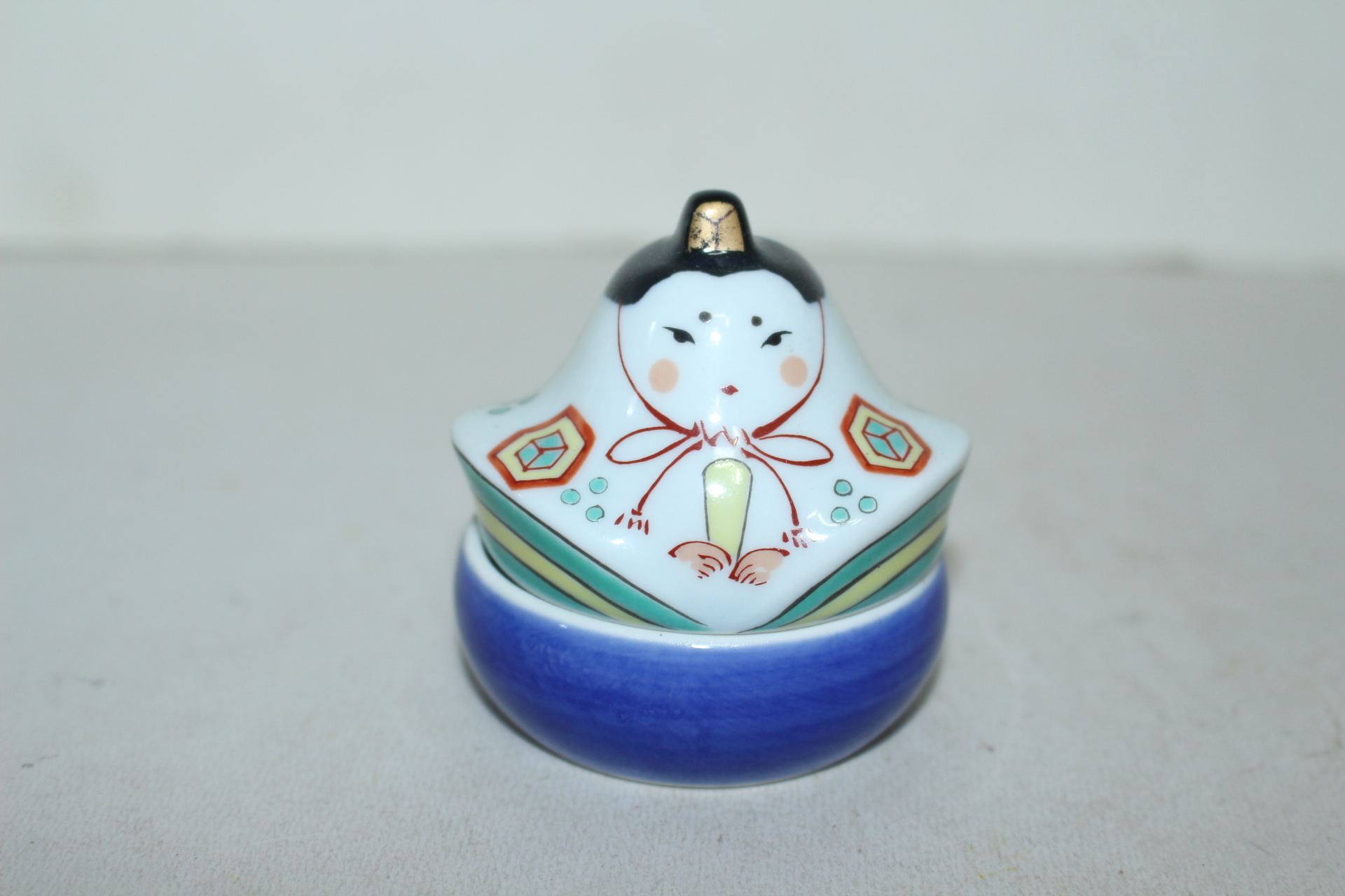 이마리 청화백자인물모양 향합