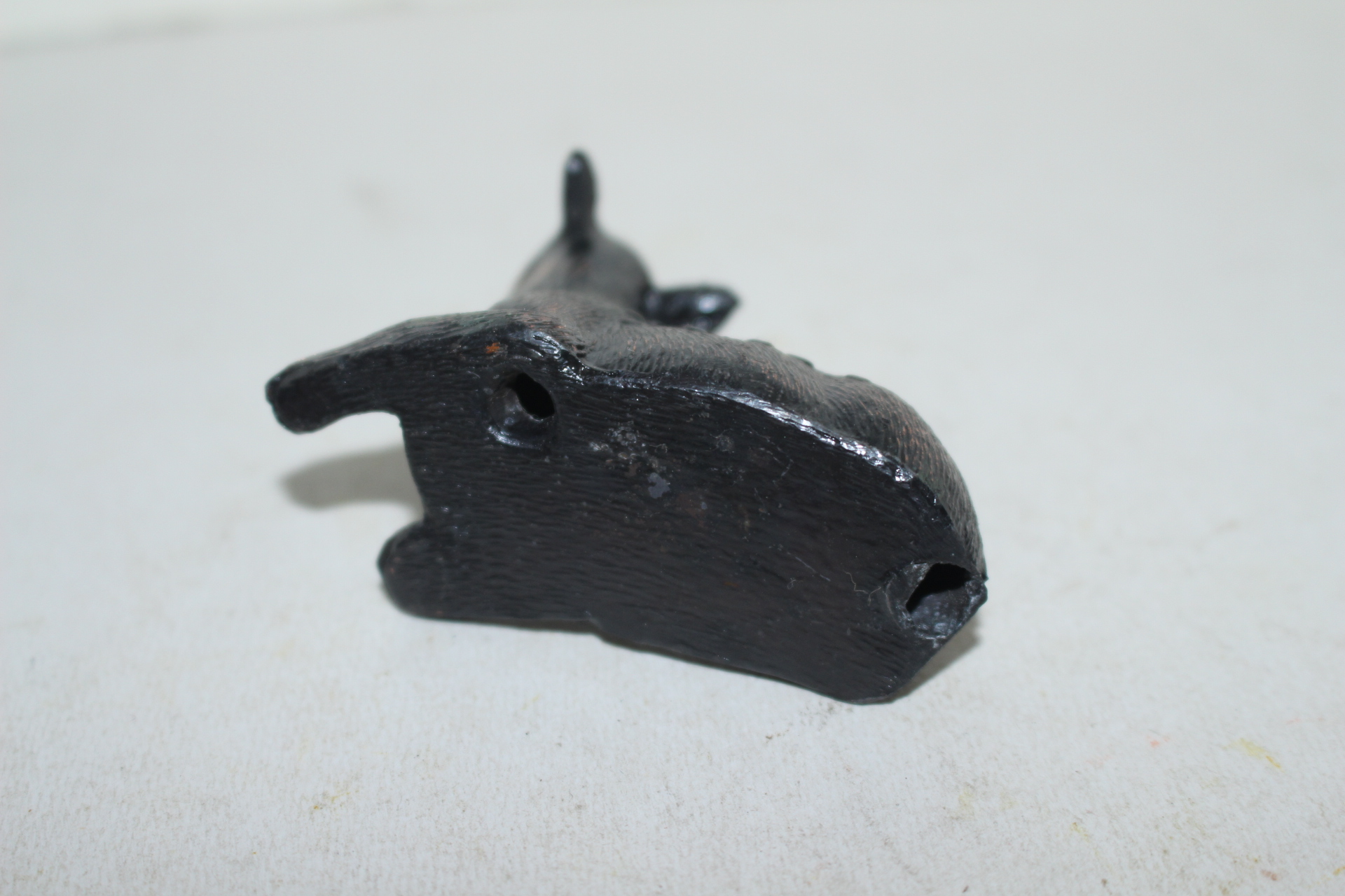 주석재질로된 사슴 조각상